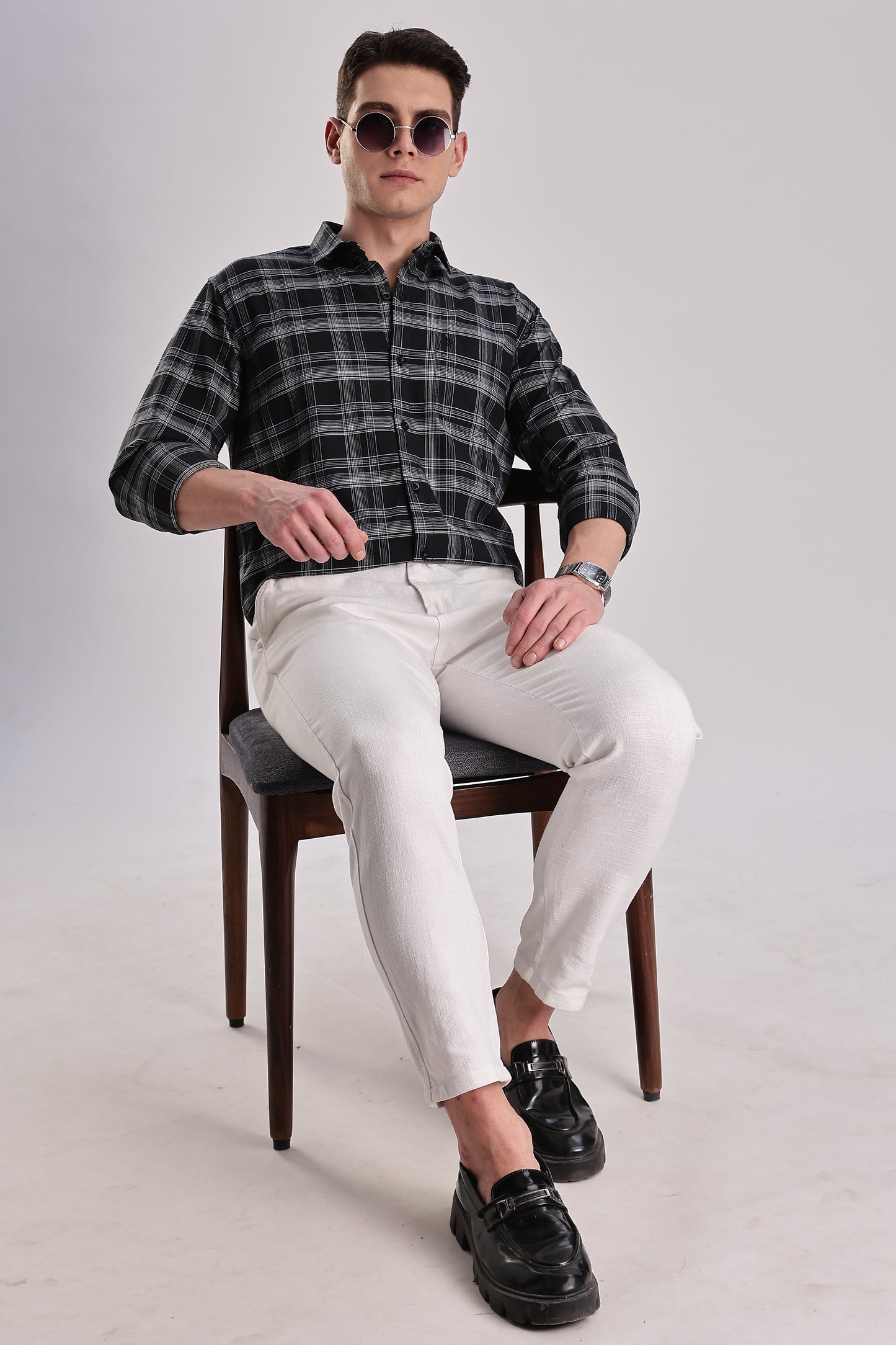Men’s Brushed Plaid Long-Sleeve Shirt – Black & White Grid
