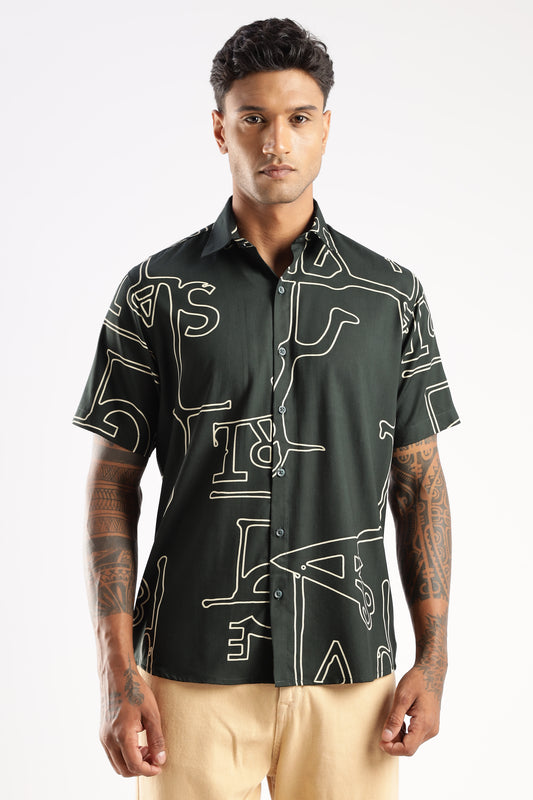 Men’s Minimal Linework Button-Down – Short Sleeves