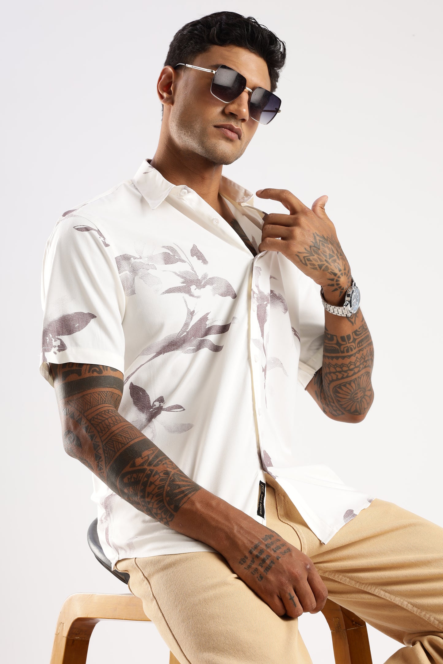 Men’s Shadow Floral Placement Print Short-Sleeve Shirt – Ivory/Mauve