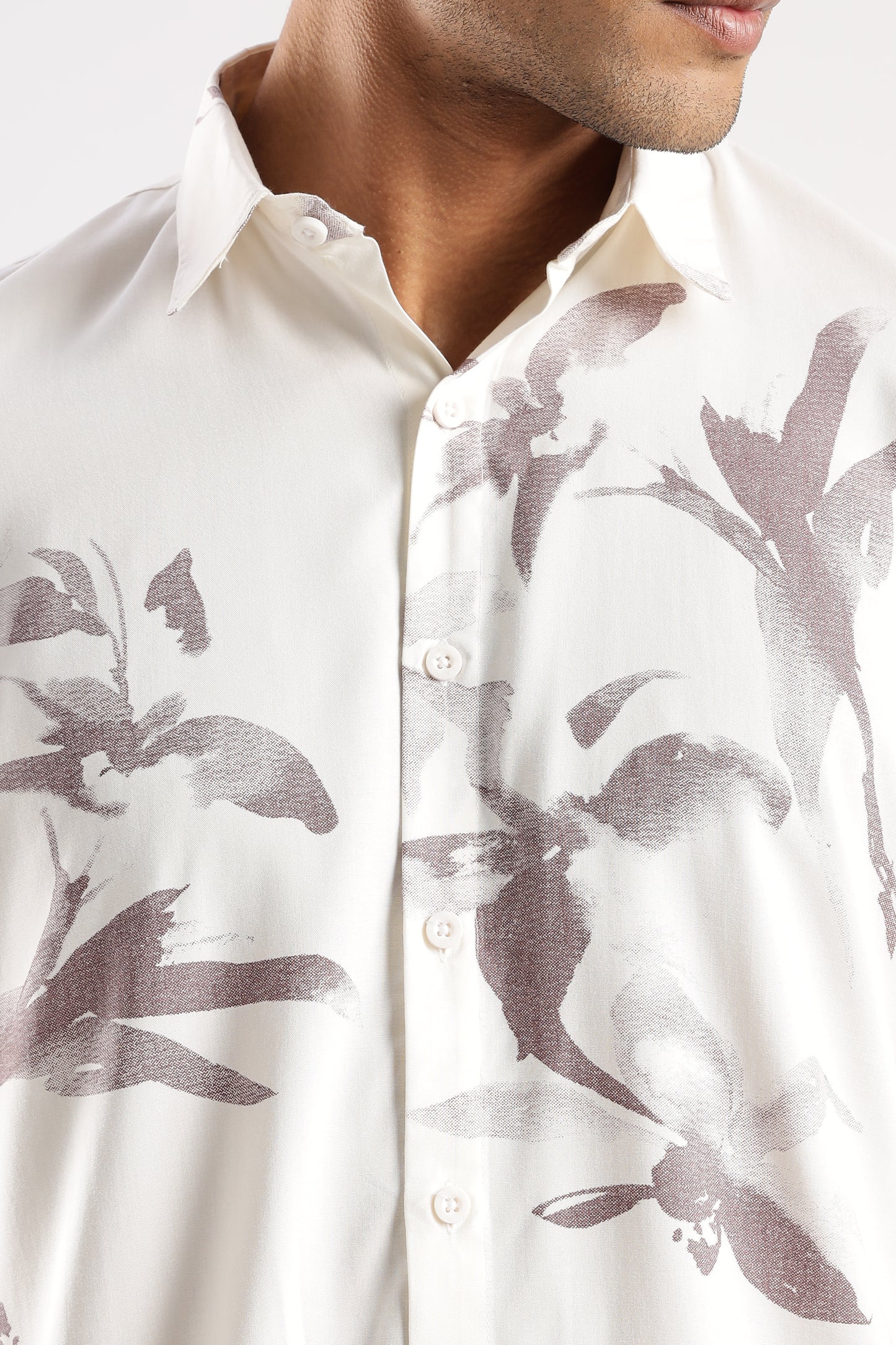 Men’s Shadow Floral Placement Print Short-Sleeve Shirt – Ivory/Mauve