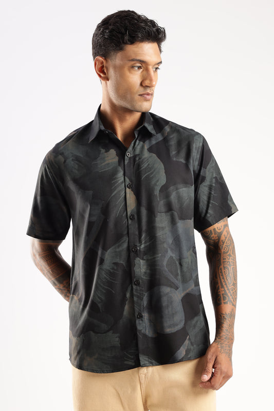 Men’s Shadow Floral Print Short-Sleeve Shirt – Black/Moss