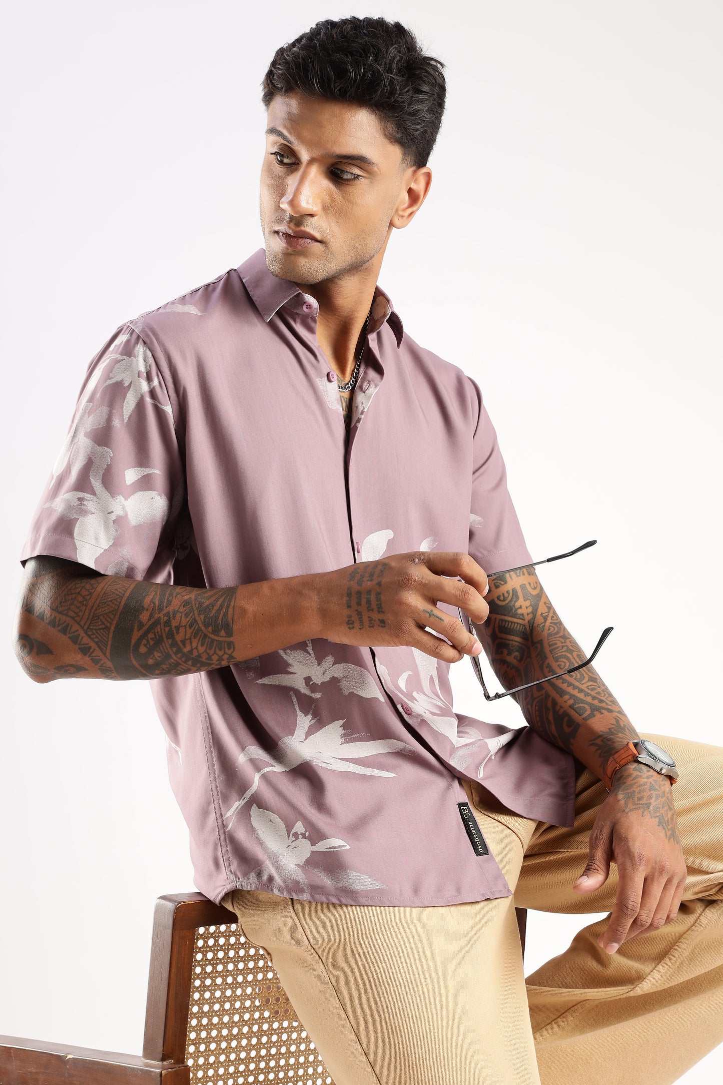 Men’s Shadow Floral Placement Print Short-Sleeve Shirt – Dusty Mauve