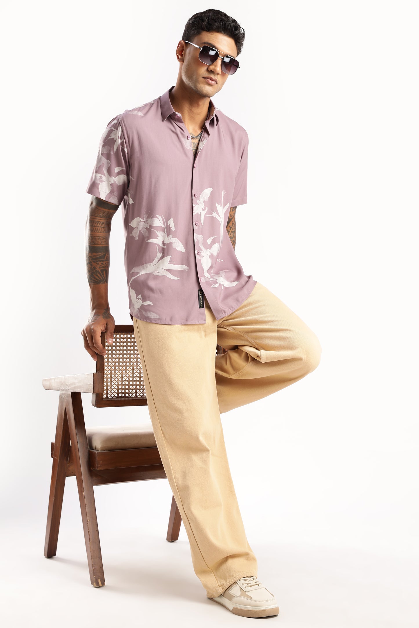 Men’s Shadow Floral Placement Print Short-Sleeve Shirt – Dusty Mauve