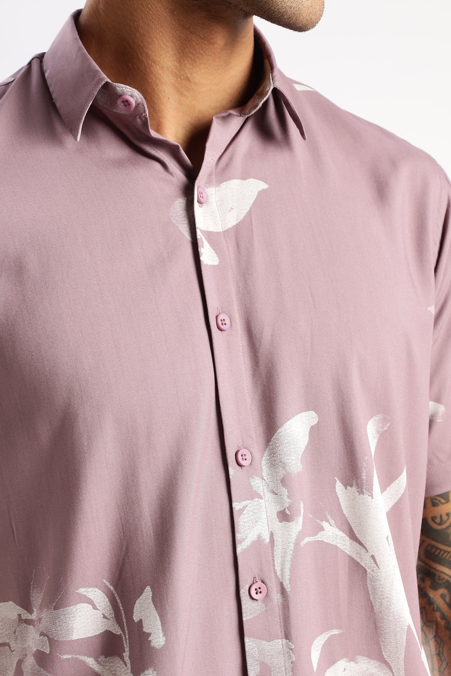 Men’s Shadow Floral Placement Print Short-Sleeve Shirt – Dusty Mauve