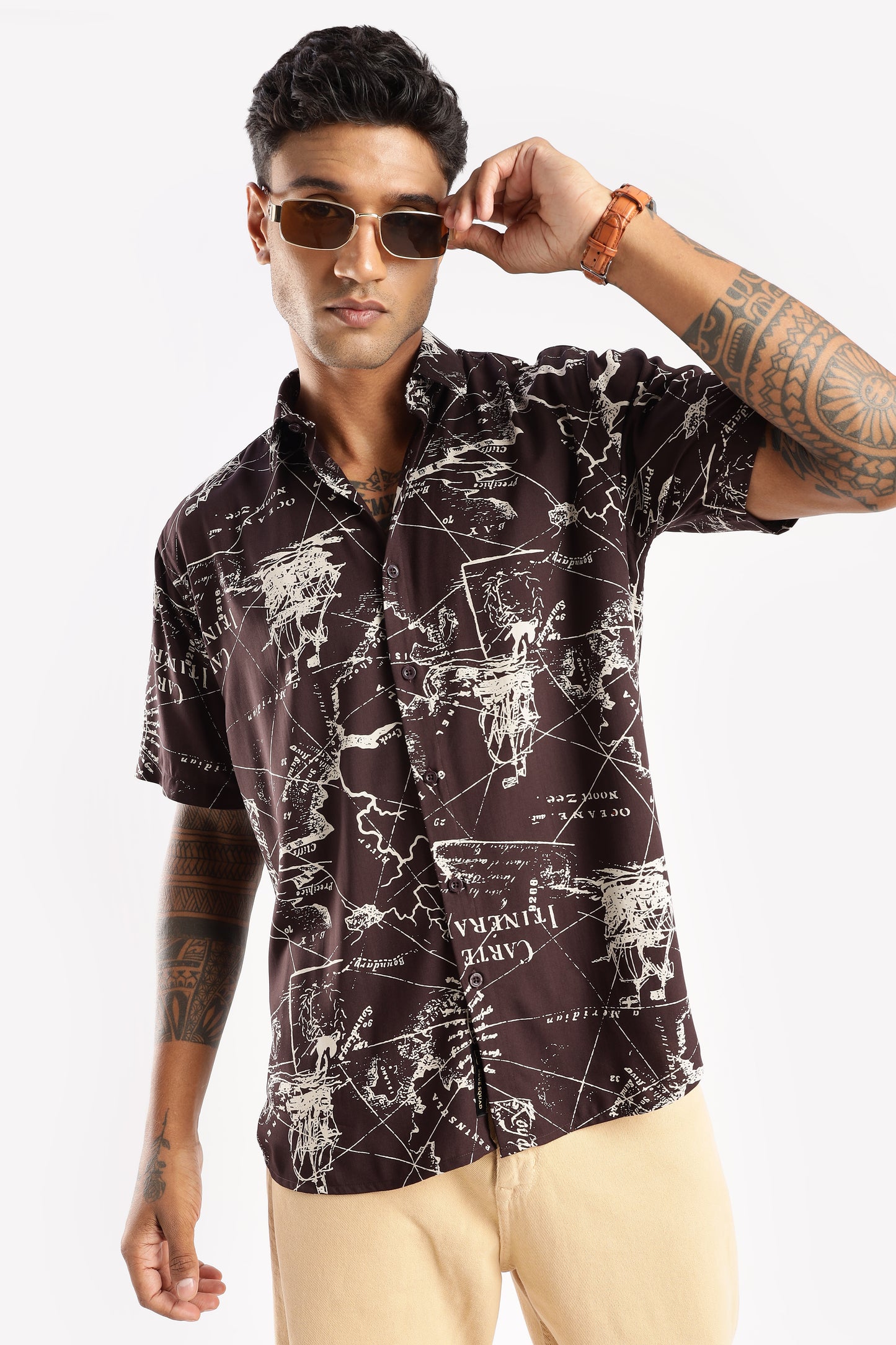 Men’s Vintage Map Print Short-Sleeve Shirt – Burgundy/Ivory