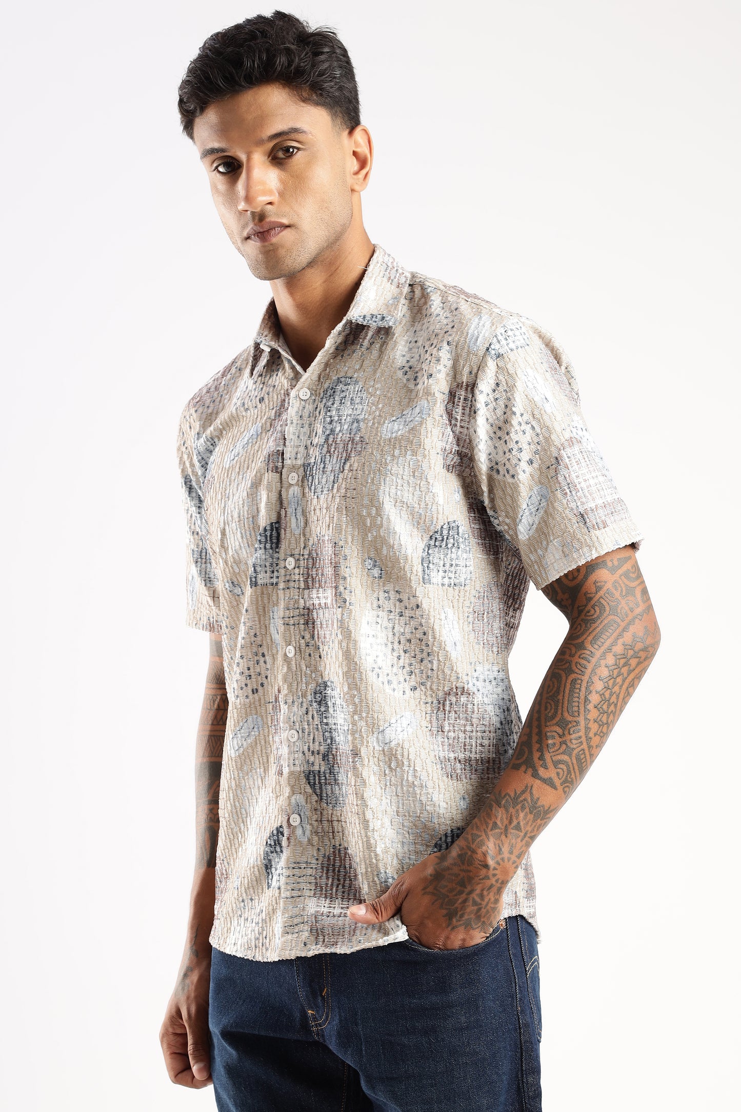 Men’s Seersucker-Texture Abstract Print Short-Sleeve Shirt – Sand & Sky