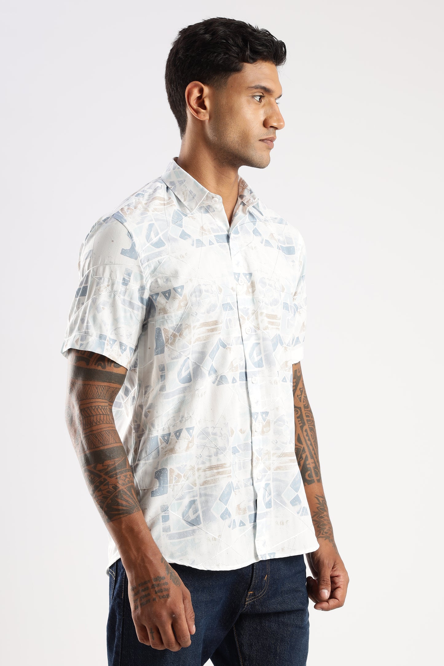 Men’s Pastel Geo Print Short-Sleeve Shirt – White & Ice Blue