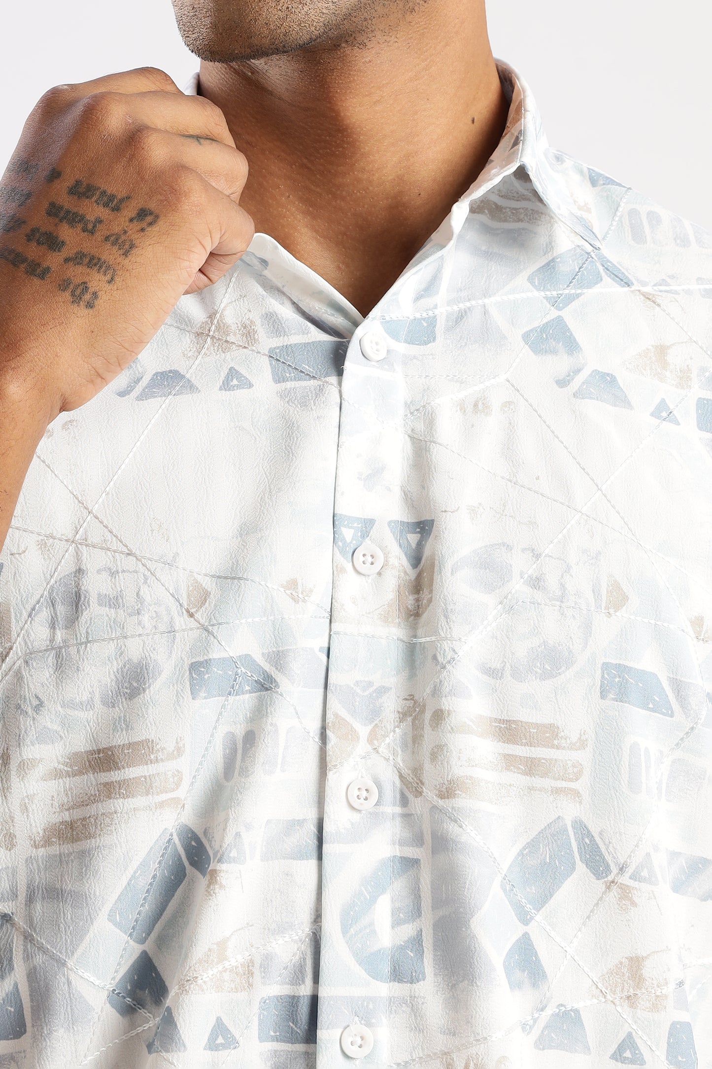 Men’s Pastel Geo Print Short-Sleeve Shirt – White & Ice Blue