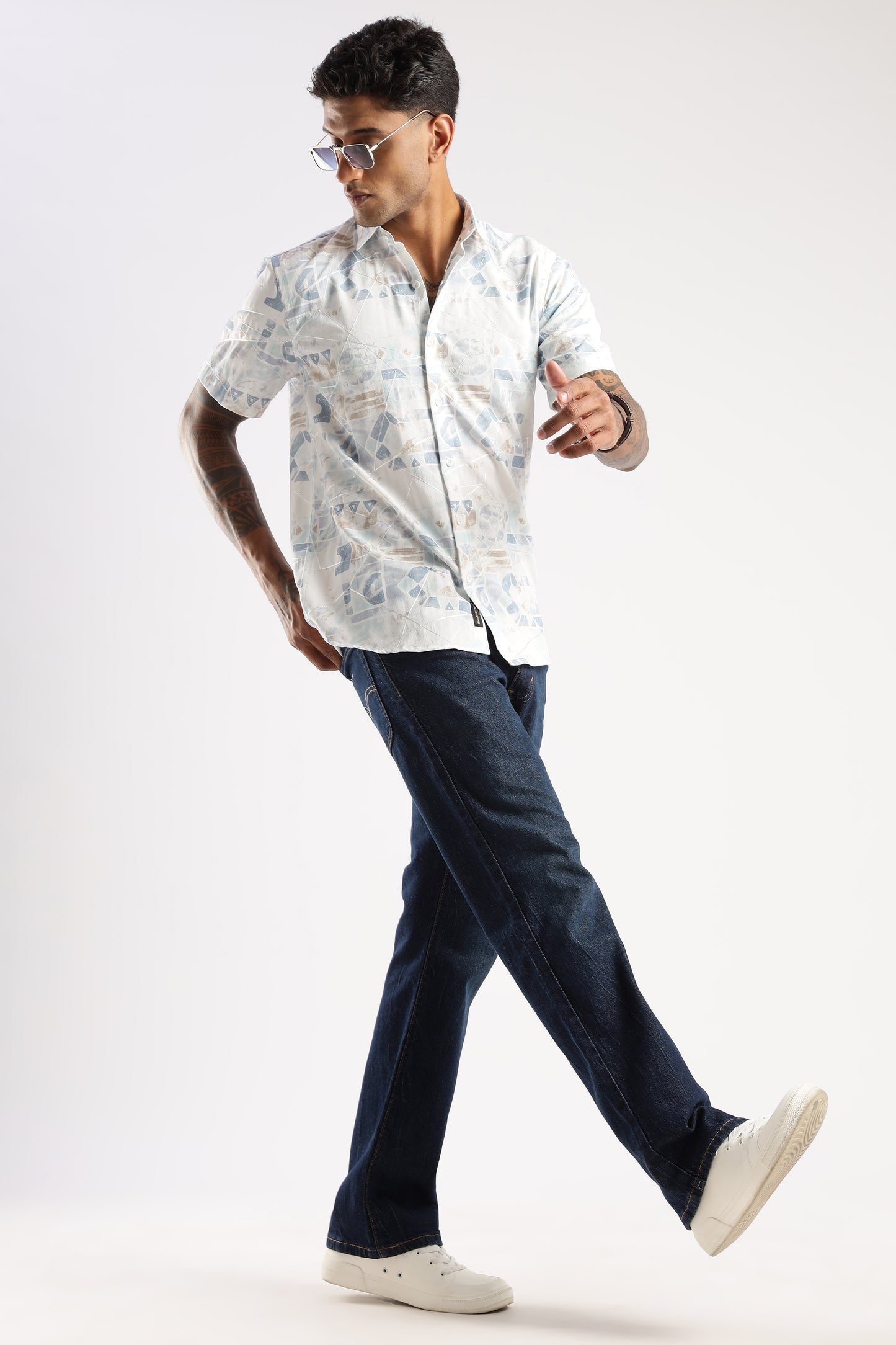 Men’s Pastel Geo Print Short-Sleeve Shirt – White & Ice Blue