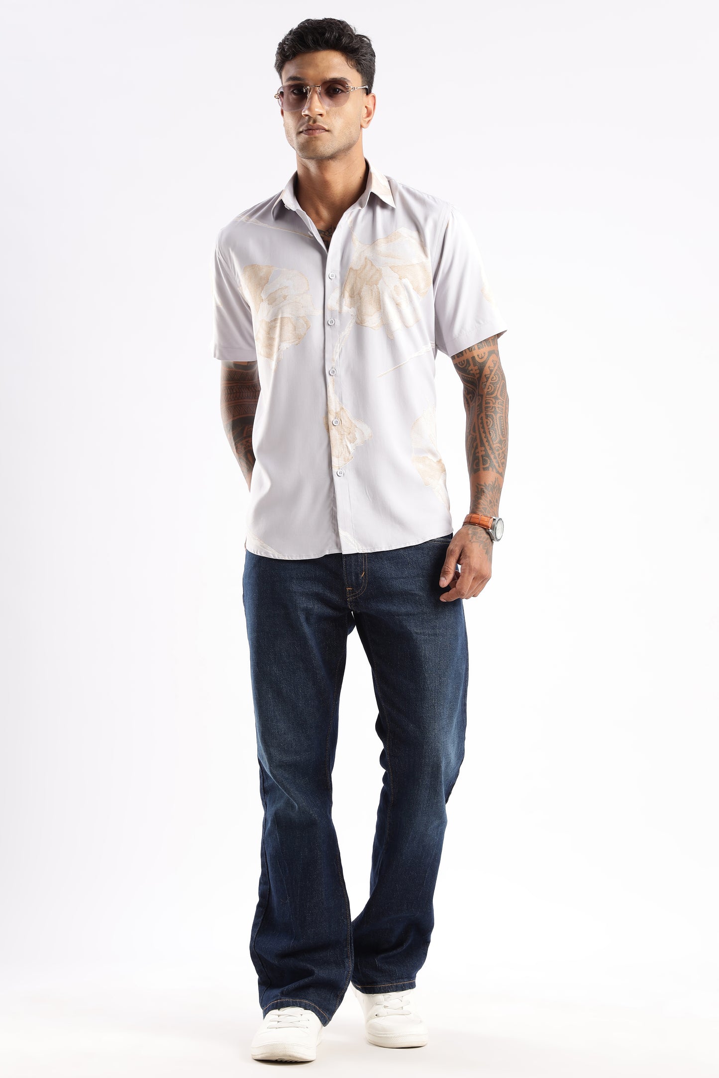 Men’s Minimal Botanical Placement Button-Down – Short Sleeves