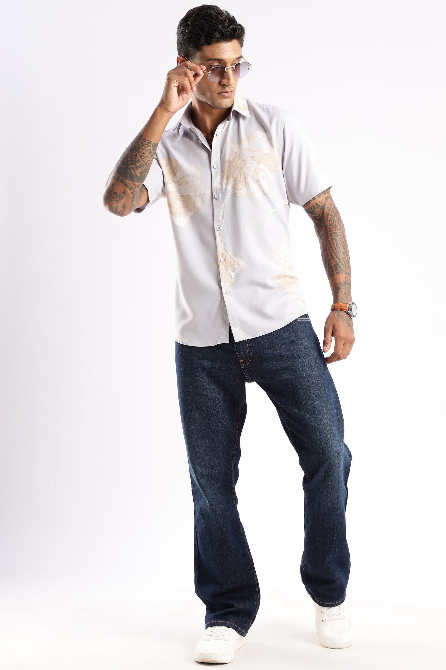 Men’s Minimal Botanical Placement Button-Down – Short Sleeves