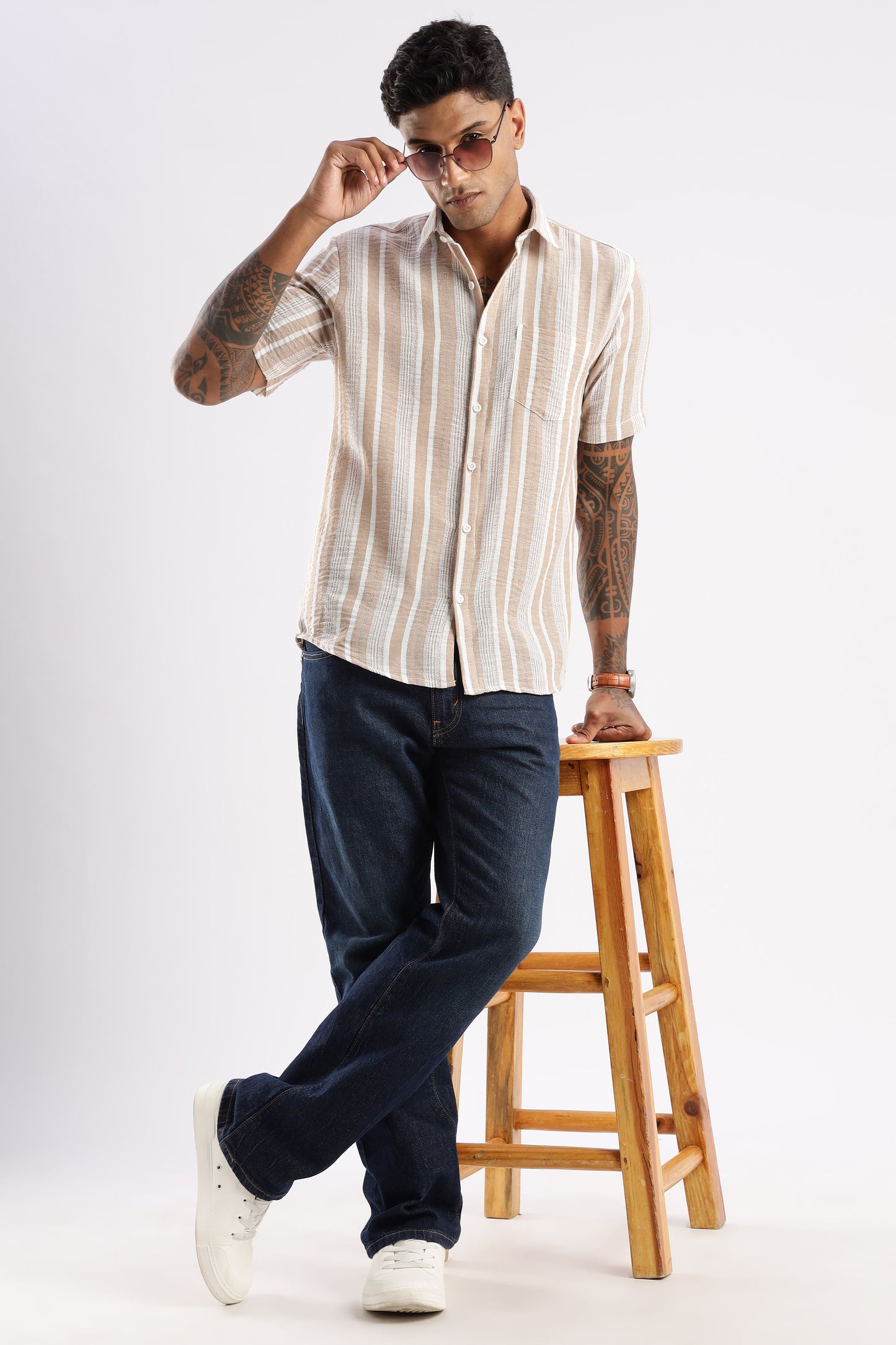 Men’s Linen-Look Vertical Stripe Short-Sleeve Shirt – Sand & White