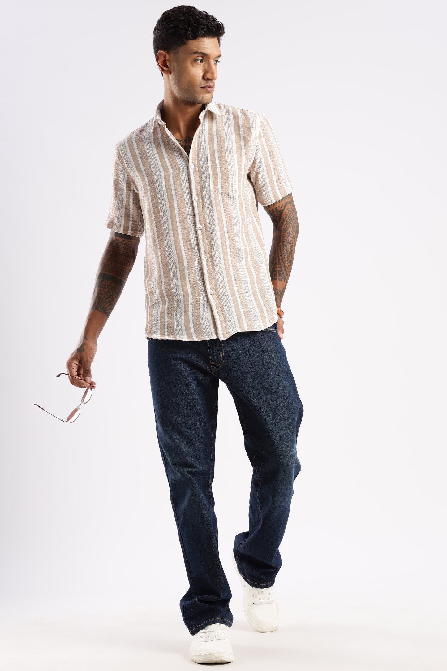 Men’s Linen-Look Vertical Stripe Short-Sleeve Shirt – Sand & White