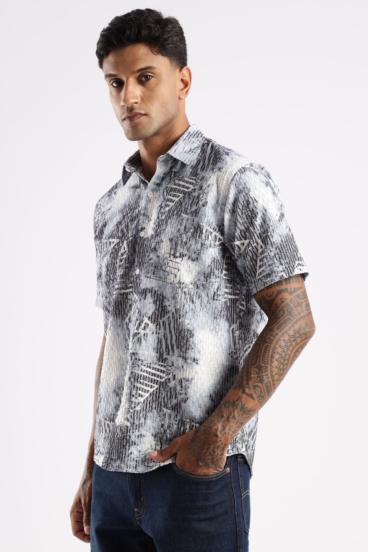 Men’s Monochrome Geo Brush Short-Sleeve Shirt – Charcoal/Grey