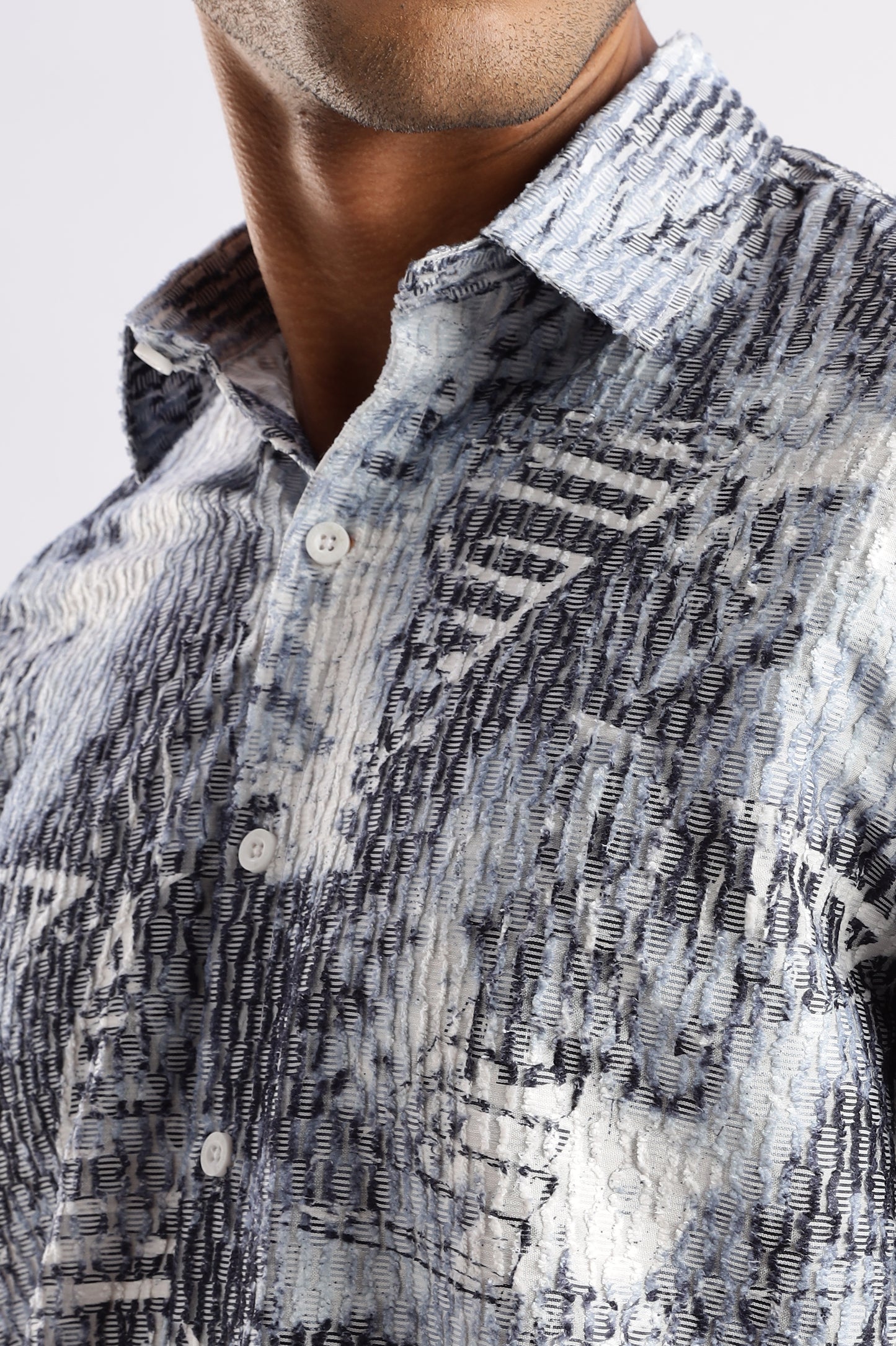 Men’s Monochrome Geo Brush Short-Sleeve Shirt – Charcoal/Grey