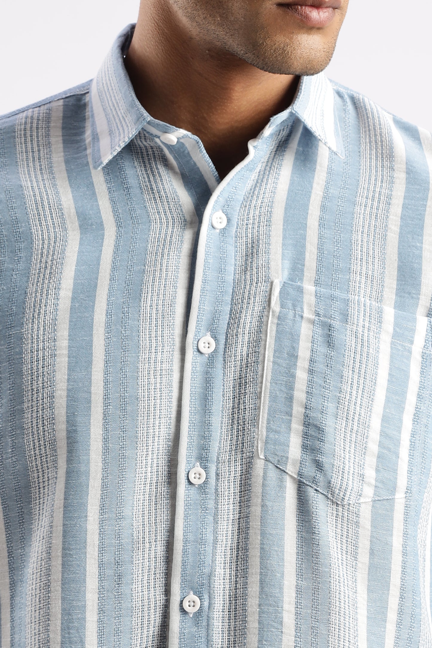 Men’s Linen-Look Vertical Stripe Short-Sleeve Shirt – Sky & White