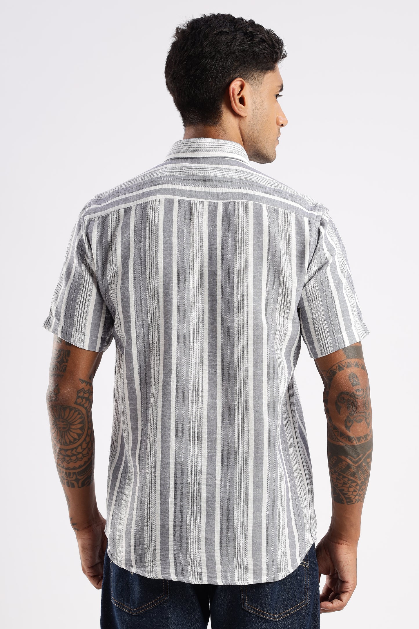 Men’s Linen-Look Vertical Stripe Short-Sleeve Shirt – Ash Grey & White