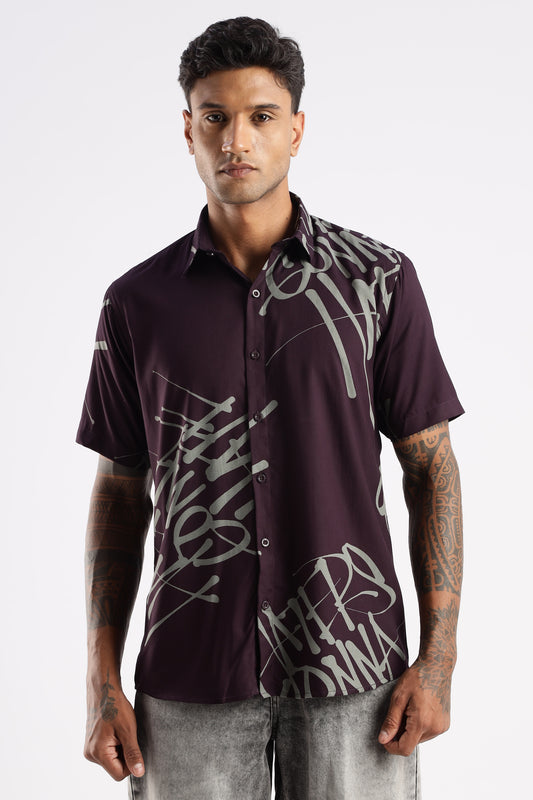 Men’s Graffiti Placement Print Short-Sleeve Shirt – Wine/Grey