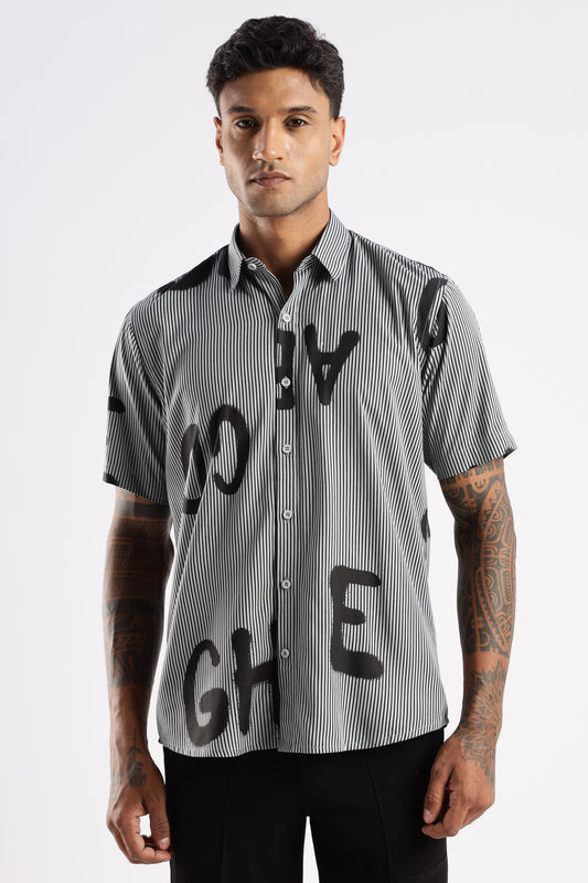 Men’s Letter-Scatter Pinstripe Short-Sleeve Shirt – Black/White