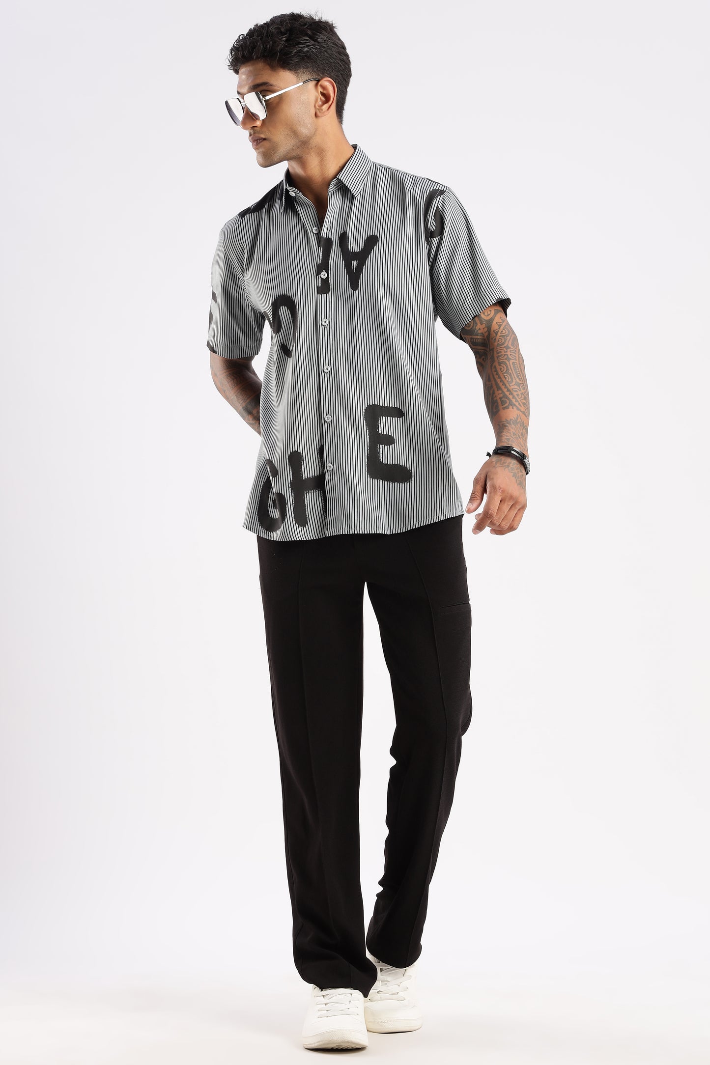 Men’s Letter-Scatter Pinstripe Short-Sleeve Shirt – Black/White