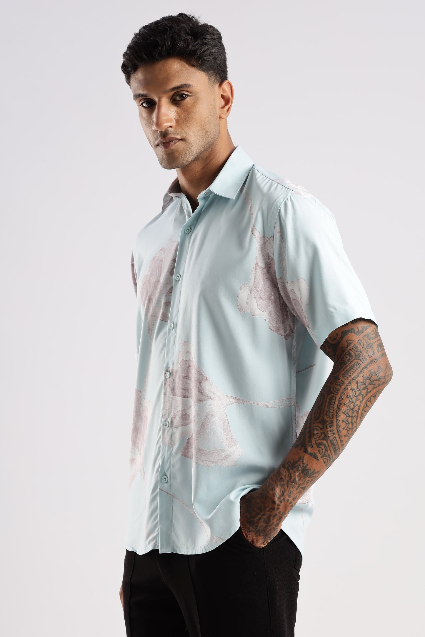 Men’s Shadow Floral Placement Print Short-Sleeve Shirt – Ice Mint