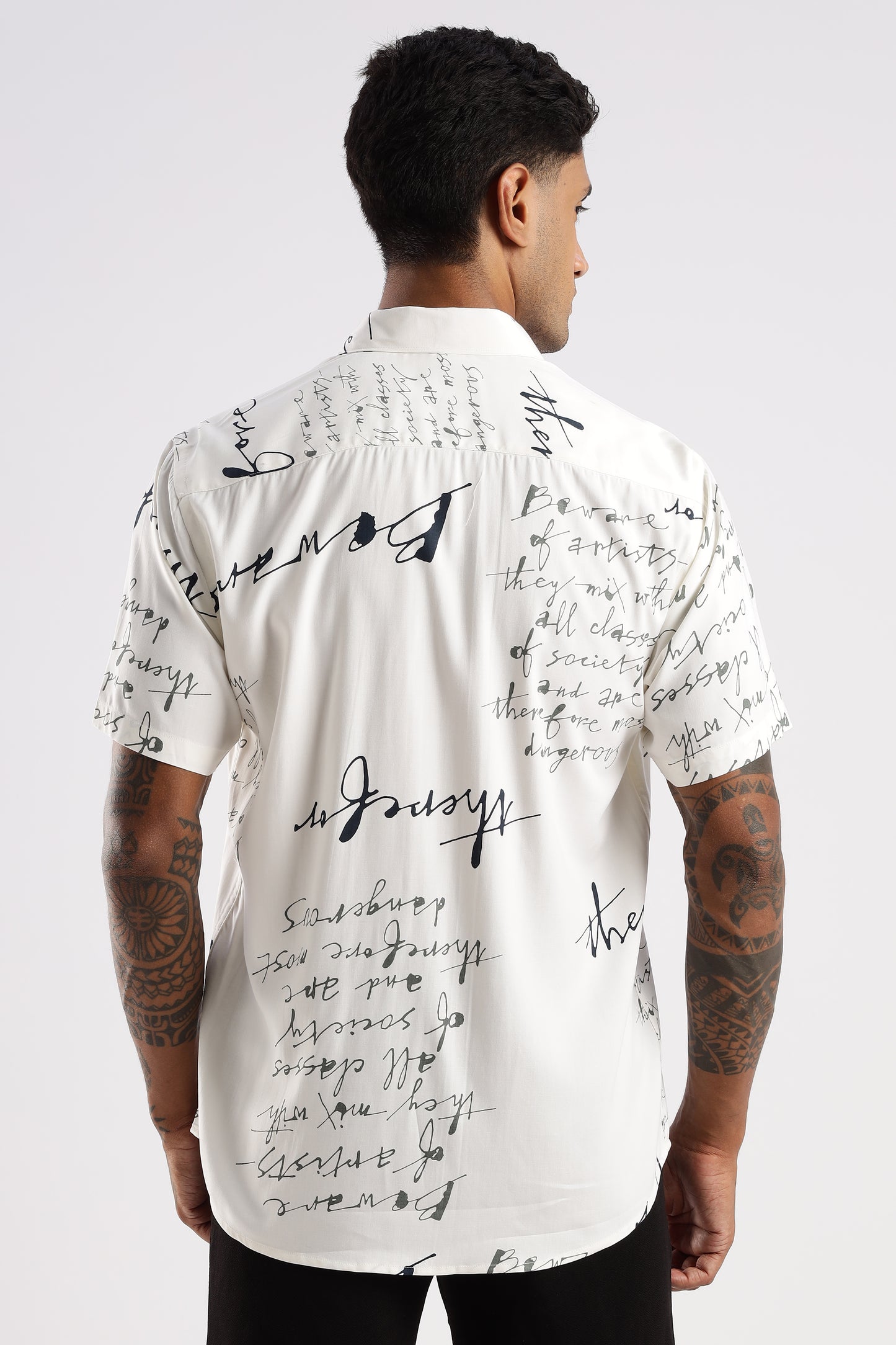 Men’s Urban Calligraphy Button-Down – Short Sleeves