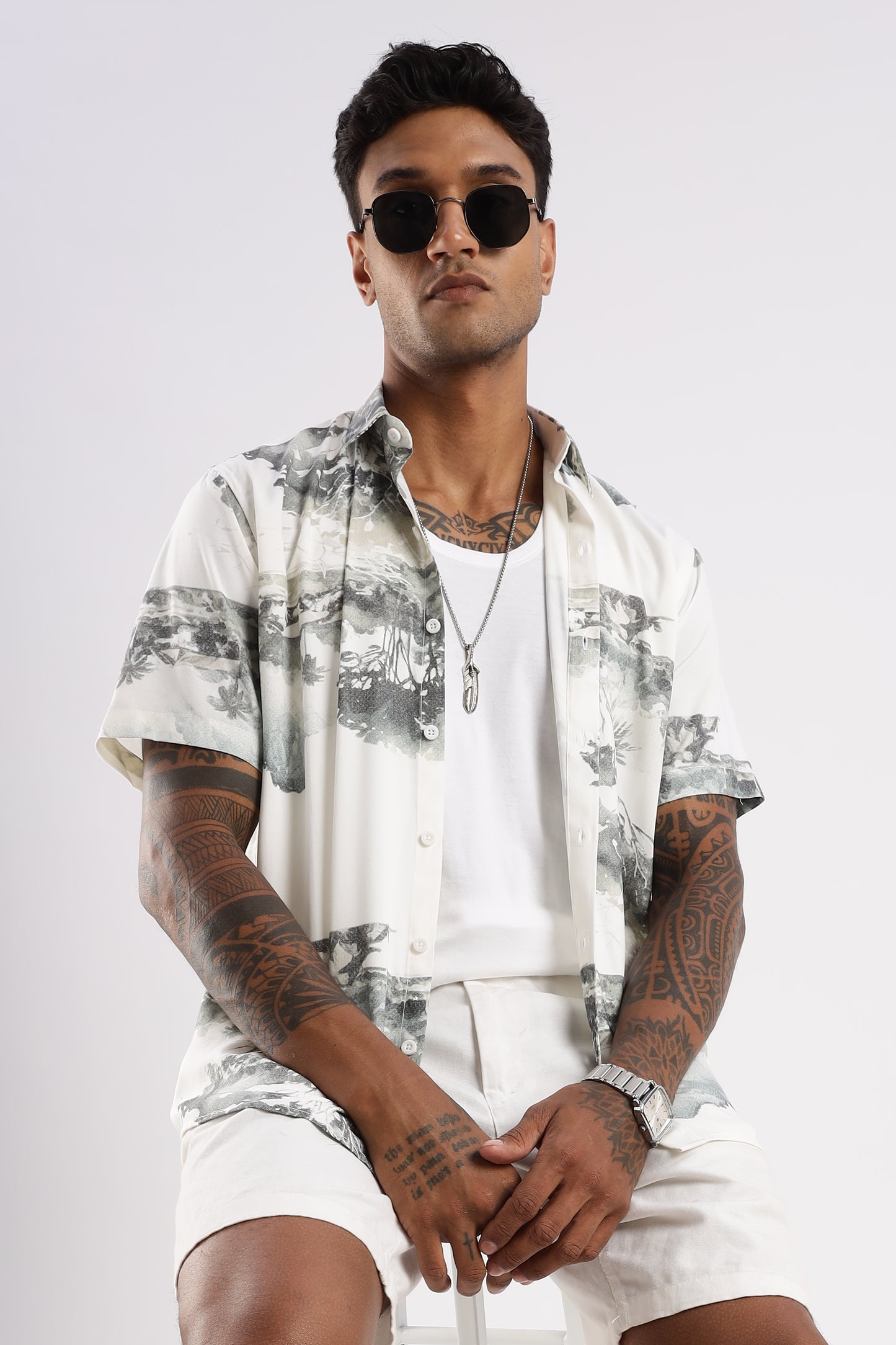 Men’s Painterly Horizon Print Button-Down – Short Sleeves