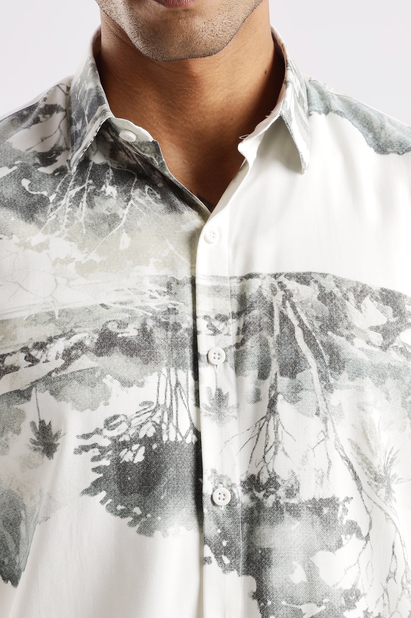 Men’s Painterly Horizon Print Button-Down – Short Sleeves