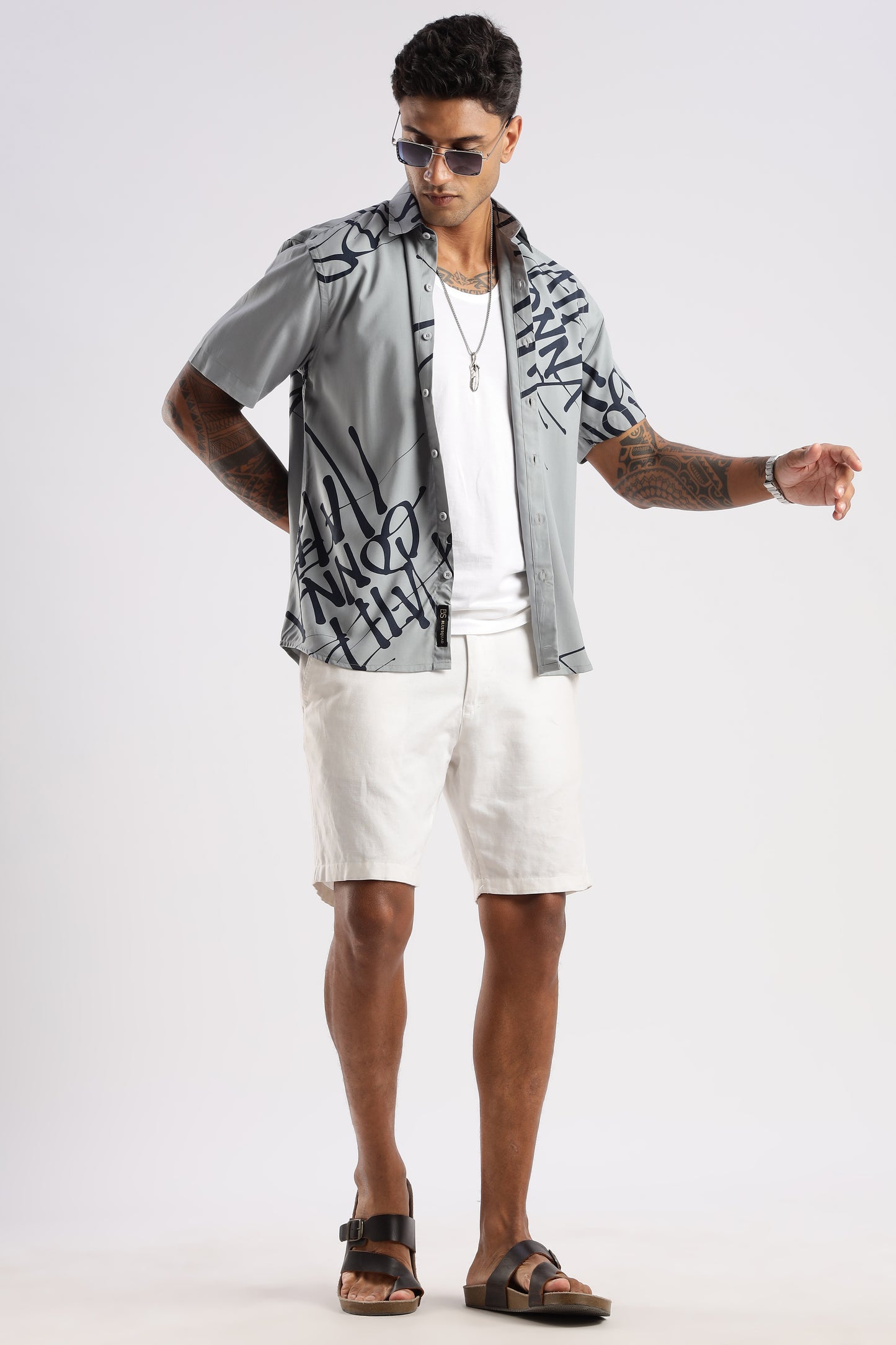 Men’s Graffiti Placement Print Short-Sleeve Shirt – Ash Grey/Navy