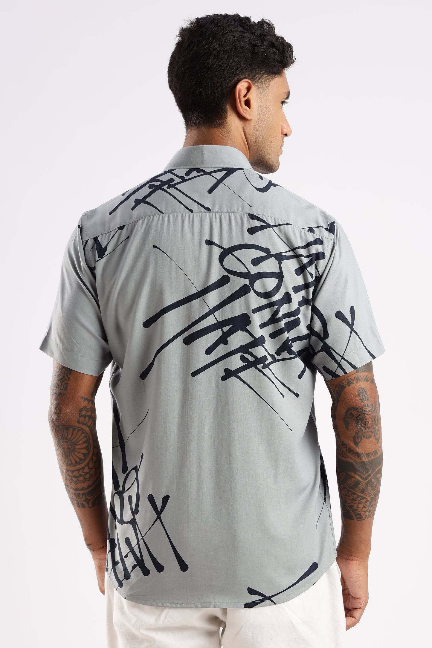 Men’s Graffiti Placement Print Short-Sleeve Shirt – Ash Grey/Navy
