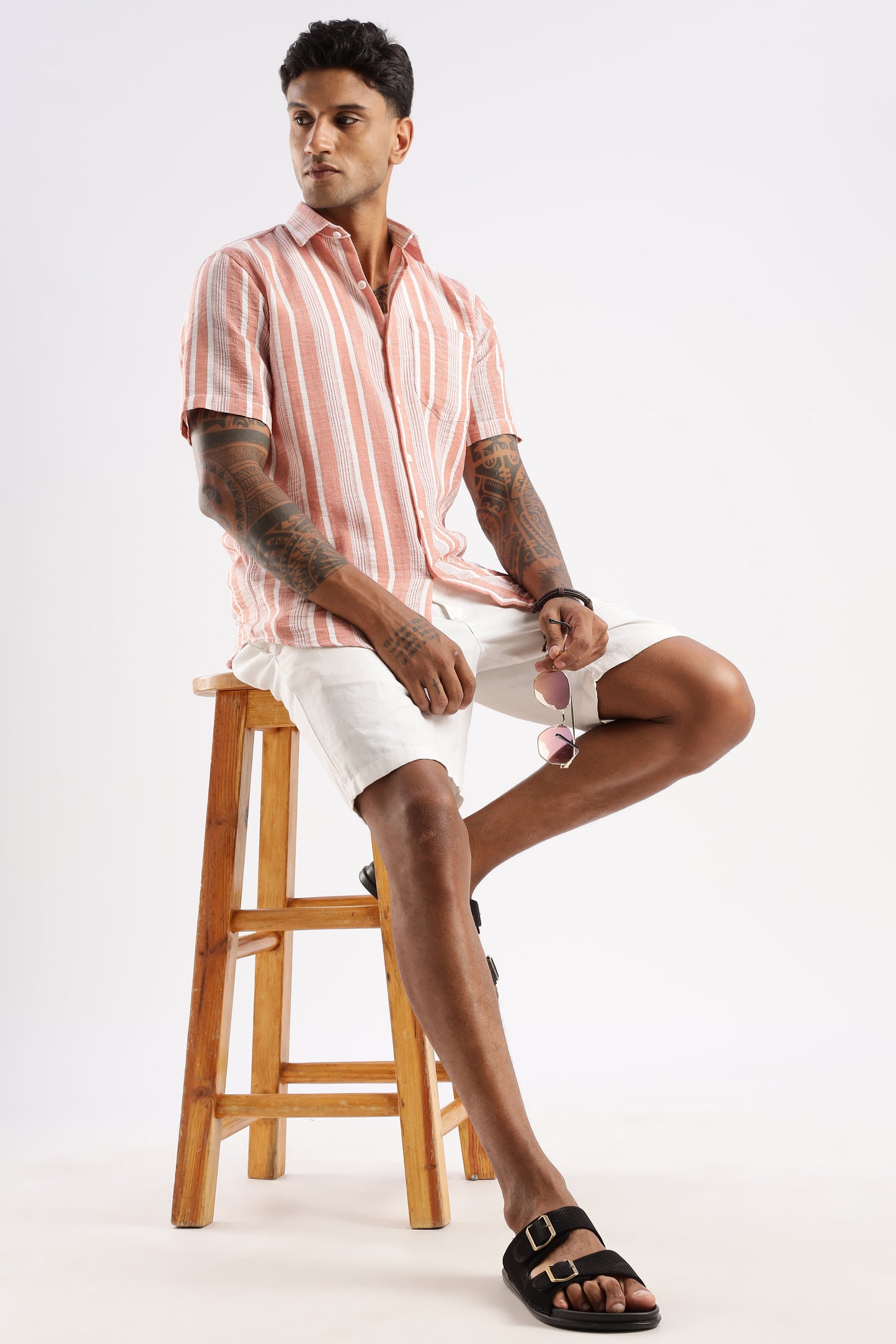 Men’s Linen-Look Vertical Stripe Short-Sleeve Shirt – Terracotta & White