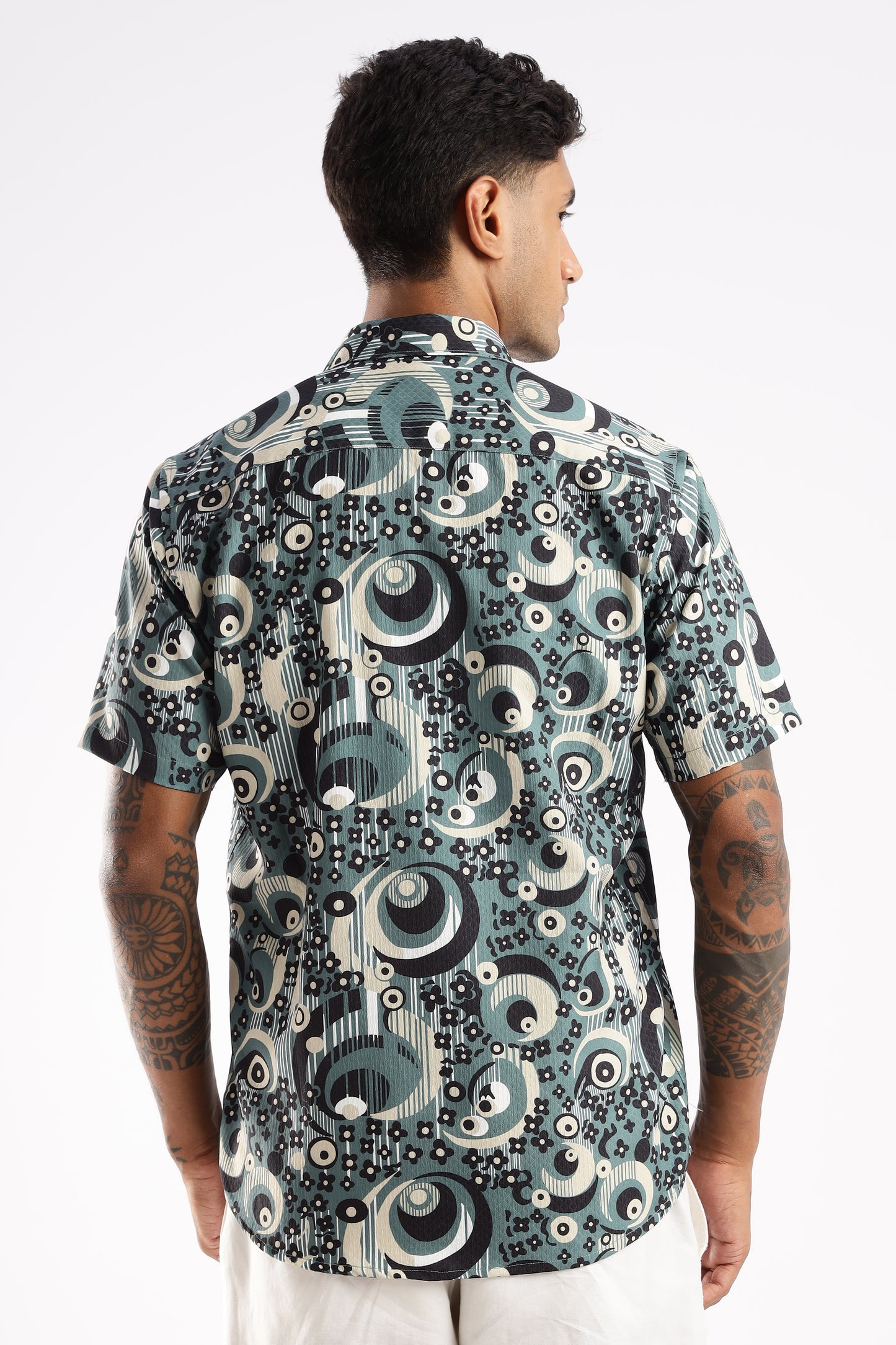 Men’s Retro-Geo Concentric Print Short-Sleeve Shirt – Teal & Ivory