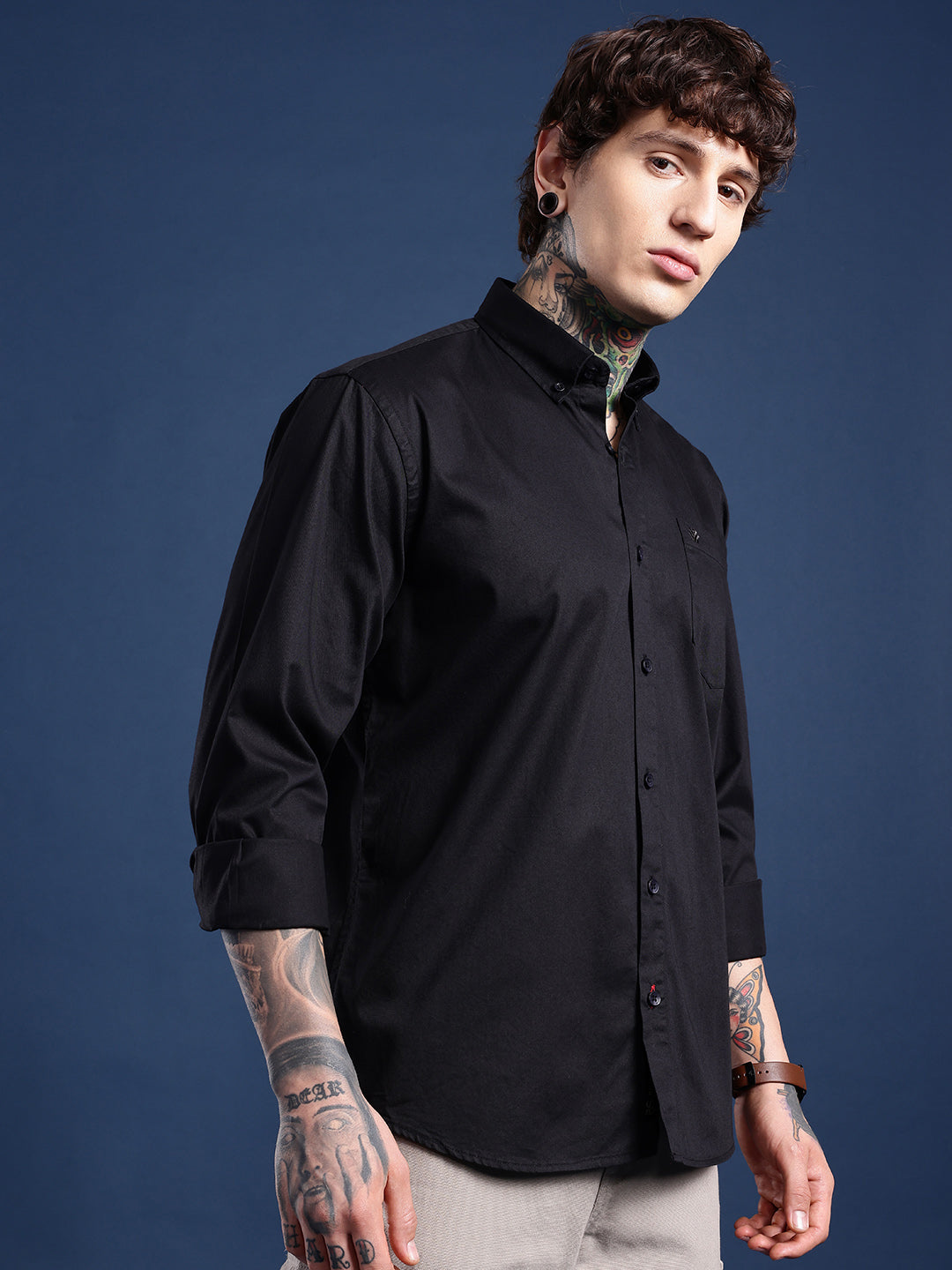 Midnight Black Oxford Cotton Shirt – Button-Down Collar & Chest Pocket