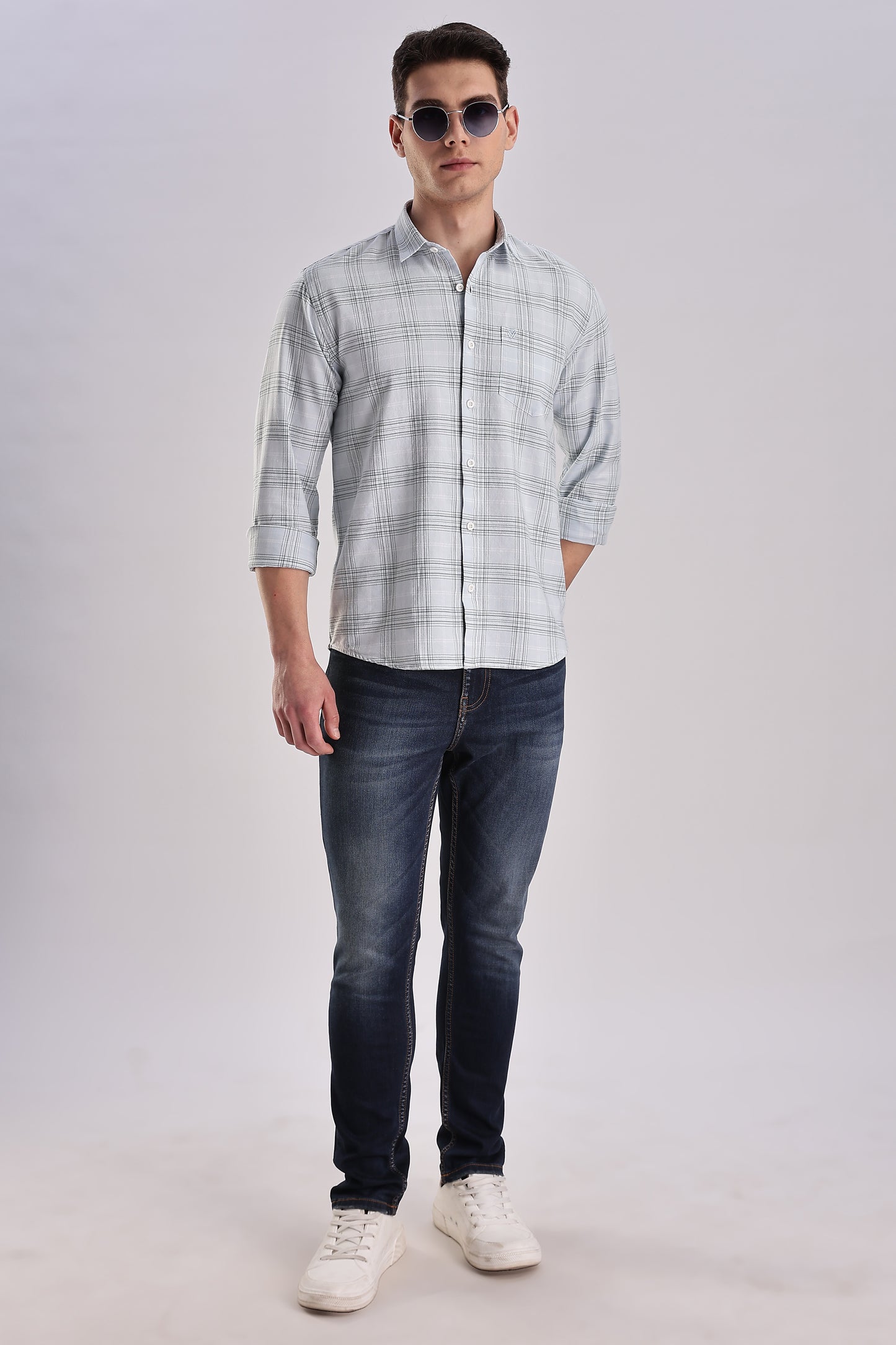 Men’s Plaid Long-Sleeve Shirt – Light Blue & Grey