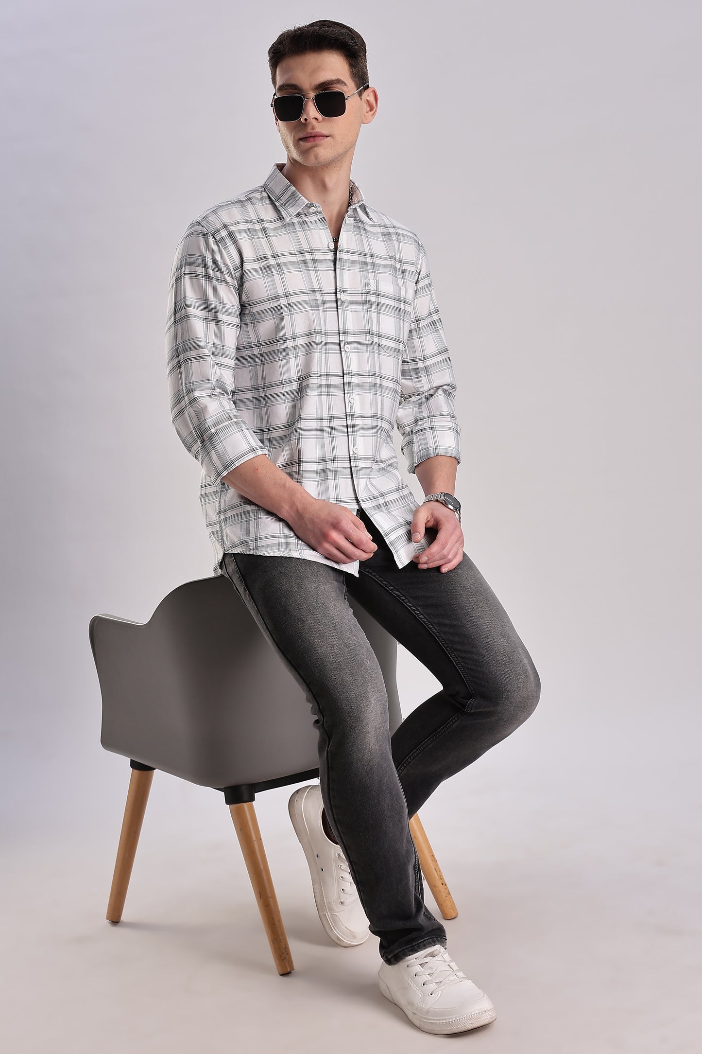 Men’s Plaid Long-Sleeve Shirt – White/Grey & Forest Check