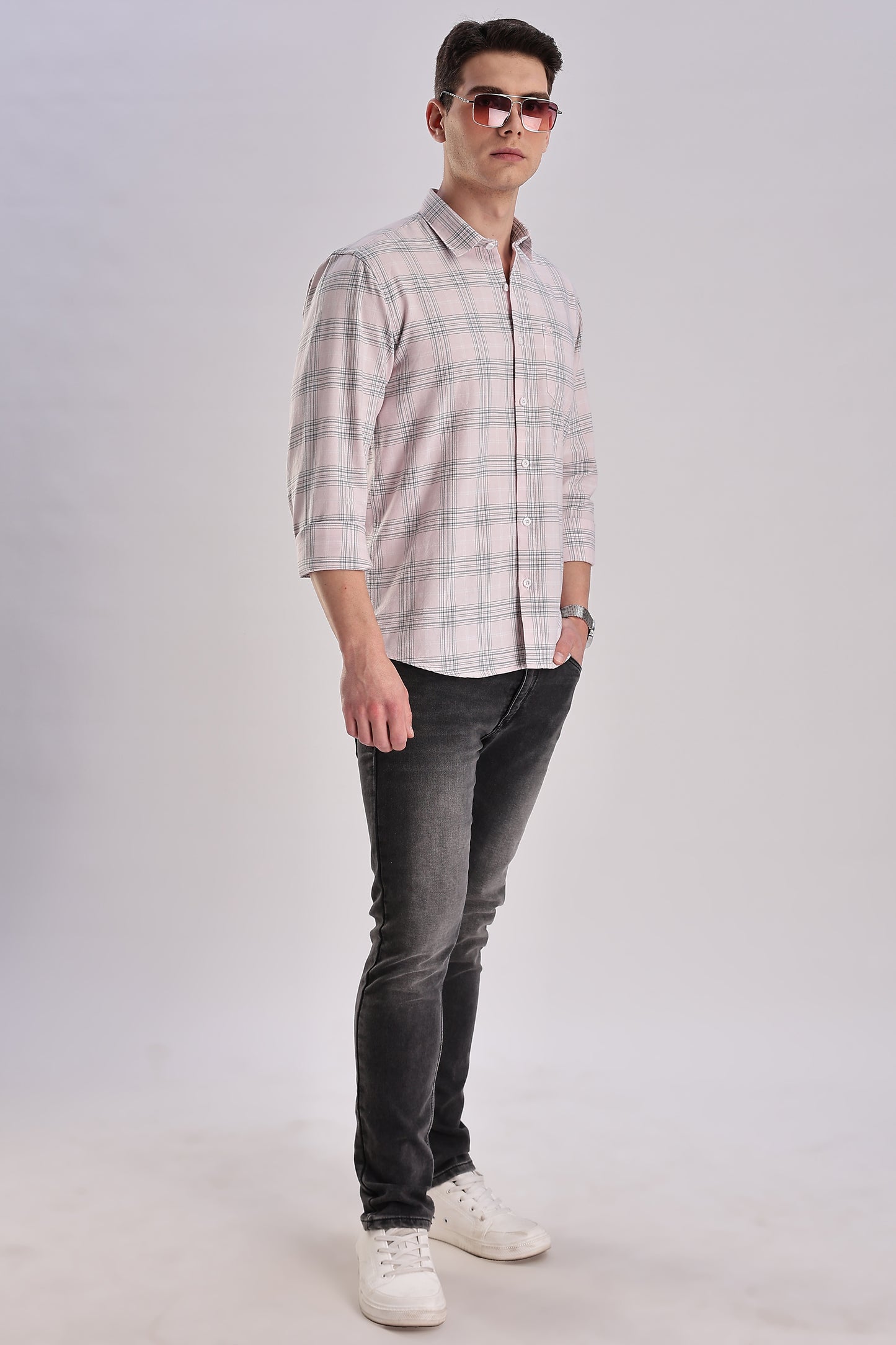 Men’s Plaid Long-Sleeve Shirt – Soft Pink & Grey