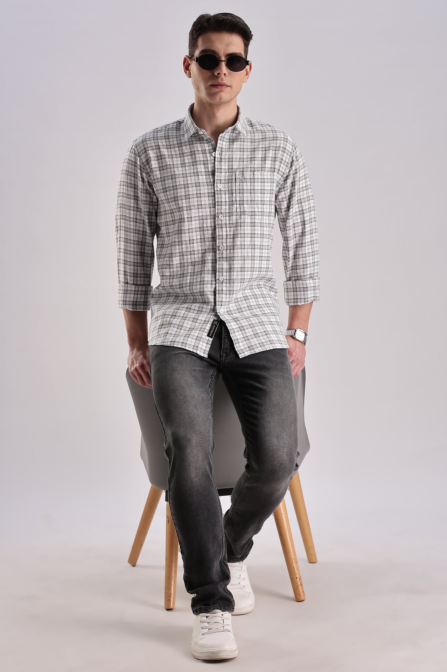 Men’s Micro-Check Long-Sleeve Shirt – White/Grey