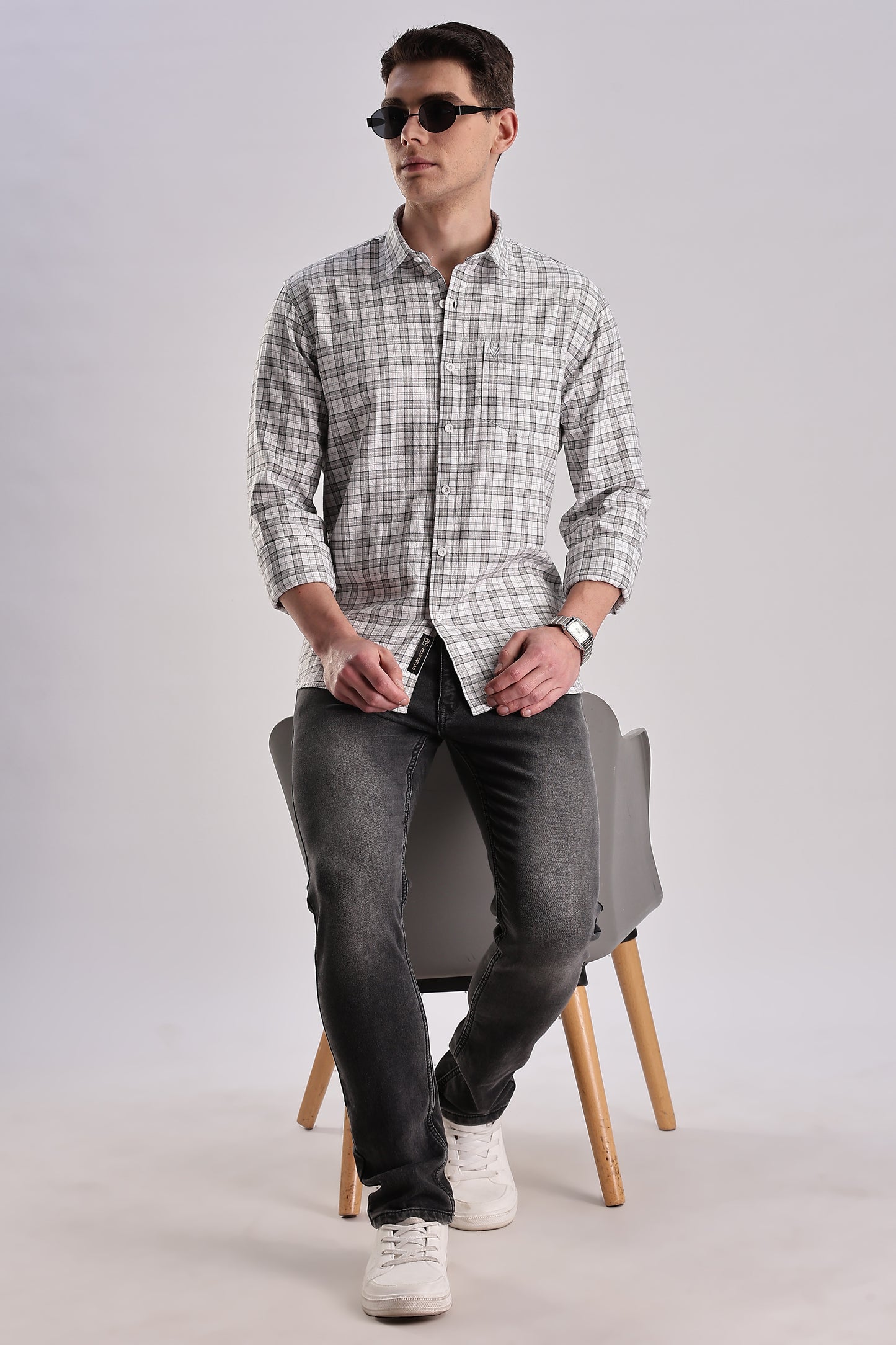 Men’s Micro-Check Long-Sleeve Shirt – White/Grey