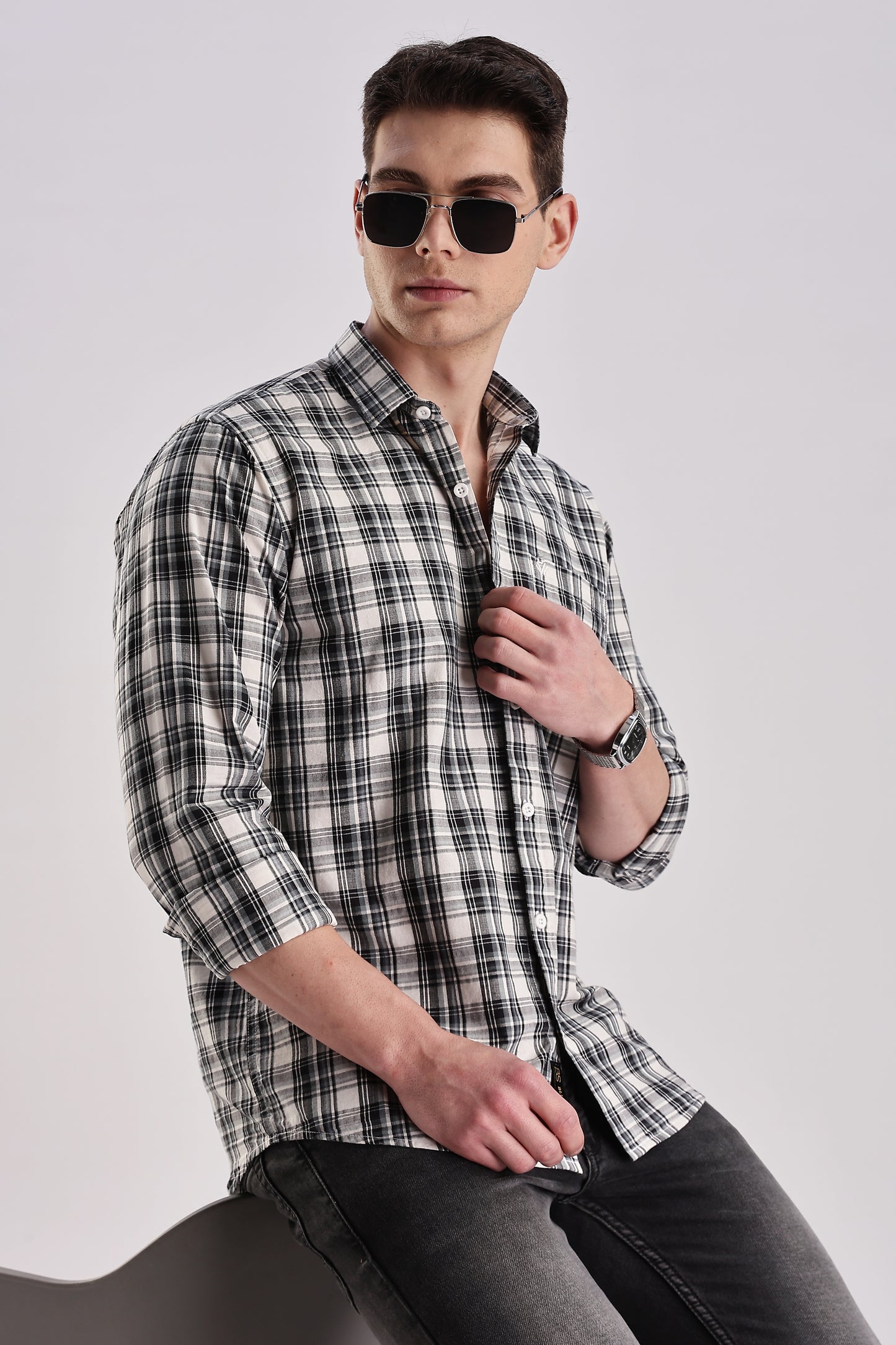 Men’s Brushed Plaid Long-Sleeve Shirt – Black & Ecru