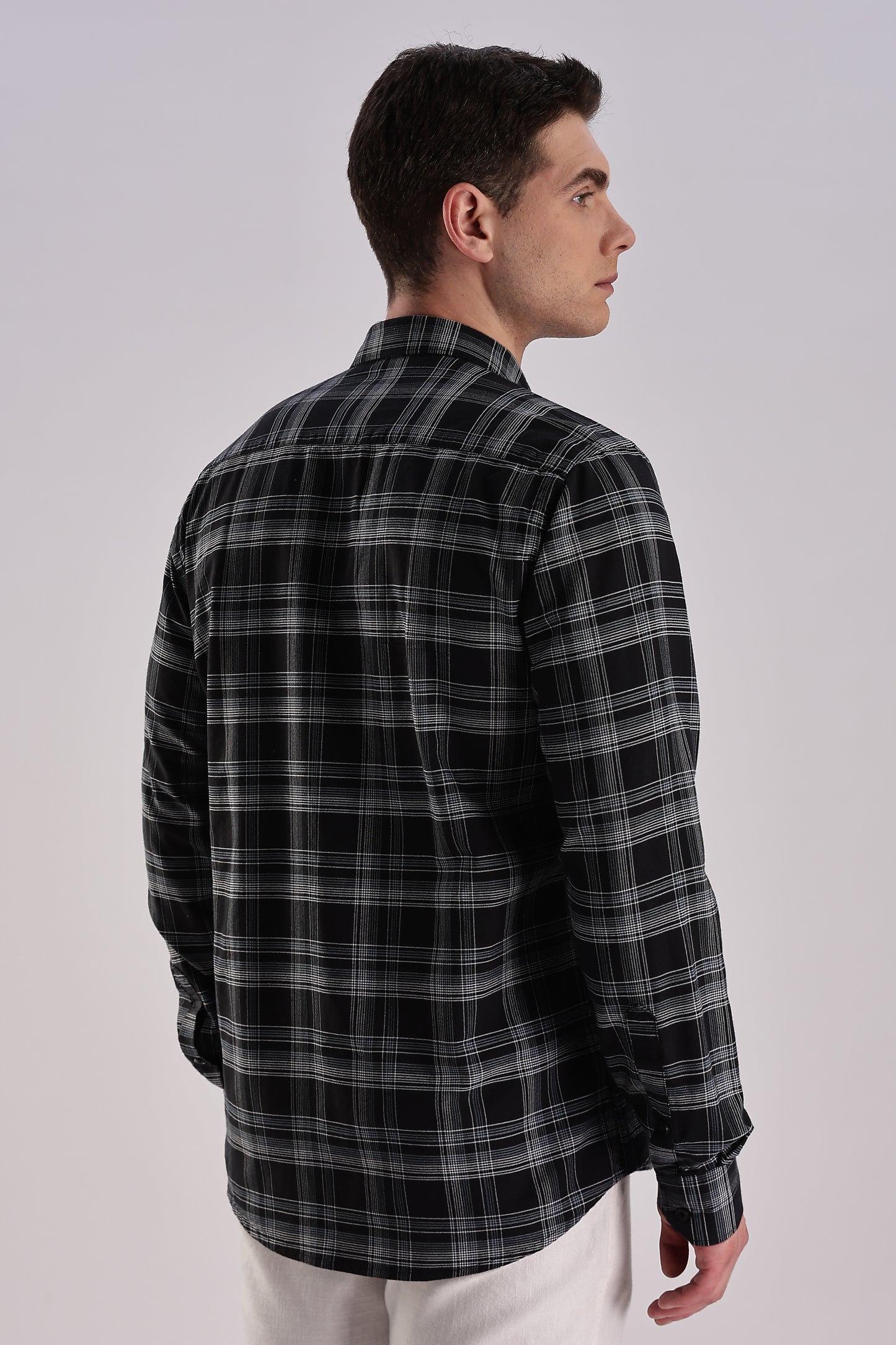 Men’s Brushed Plaid Long-Sleeve Shirt – Black & White Grid