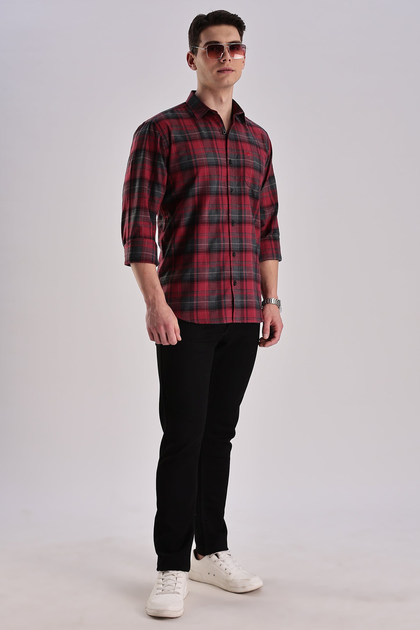 Men’s Brushed Plaid Long-Sleeve Shirt – Red & Charcoal