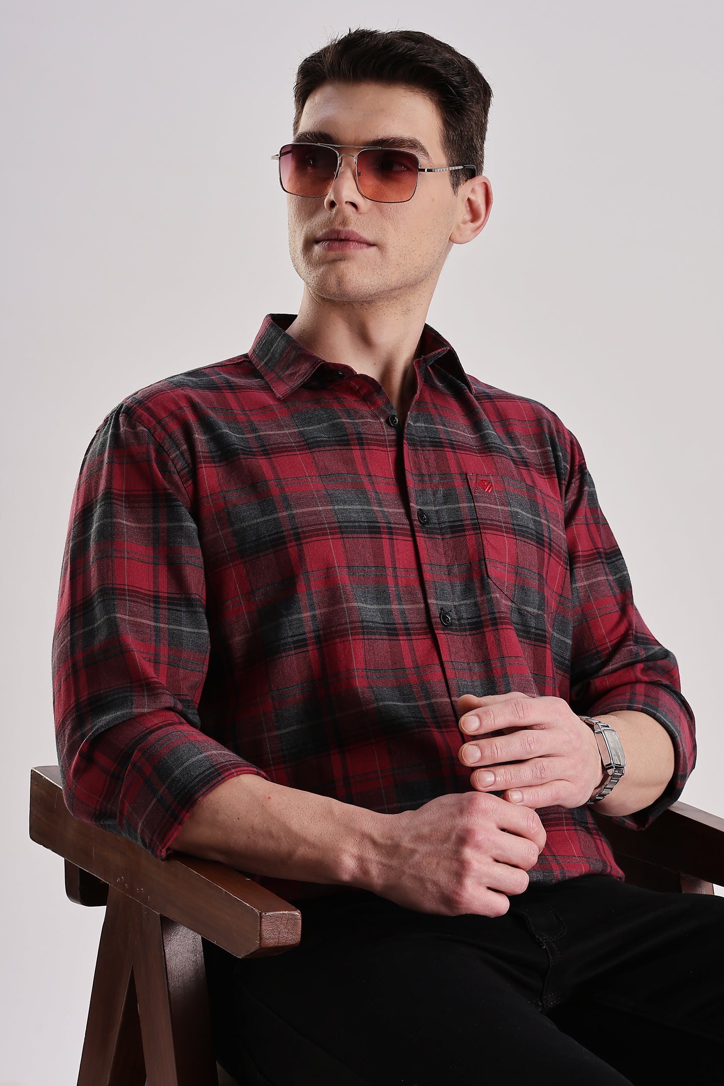 Men’s Brushed Plaid Long-Sleeve Shirt – Red & Charcoal