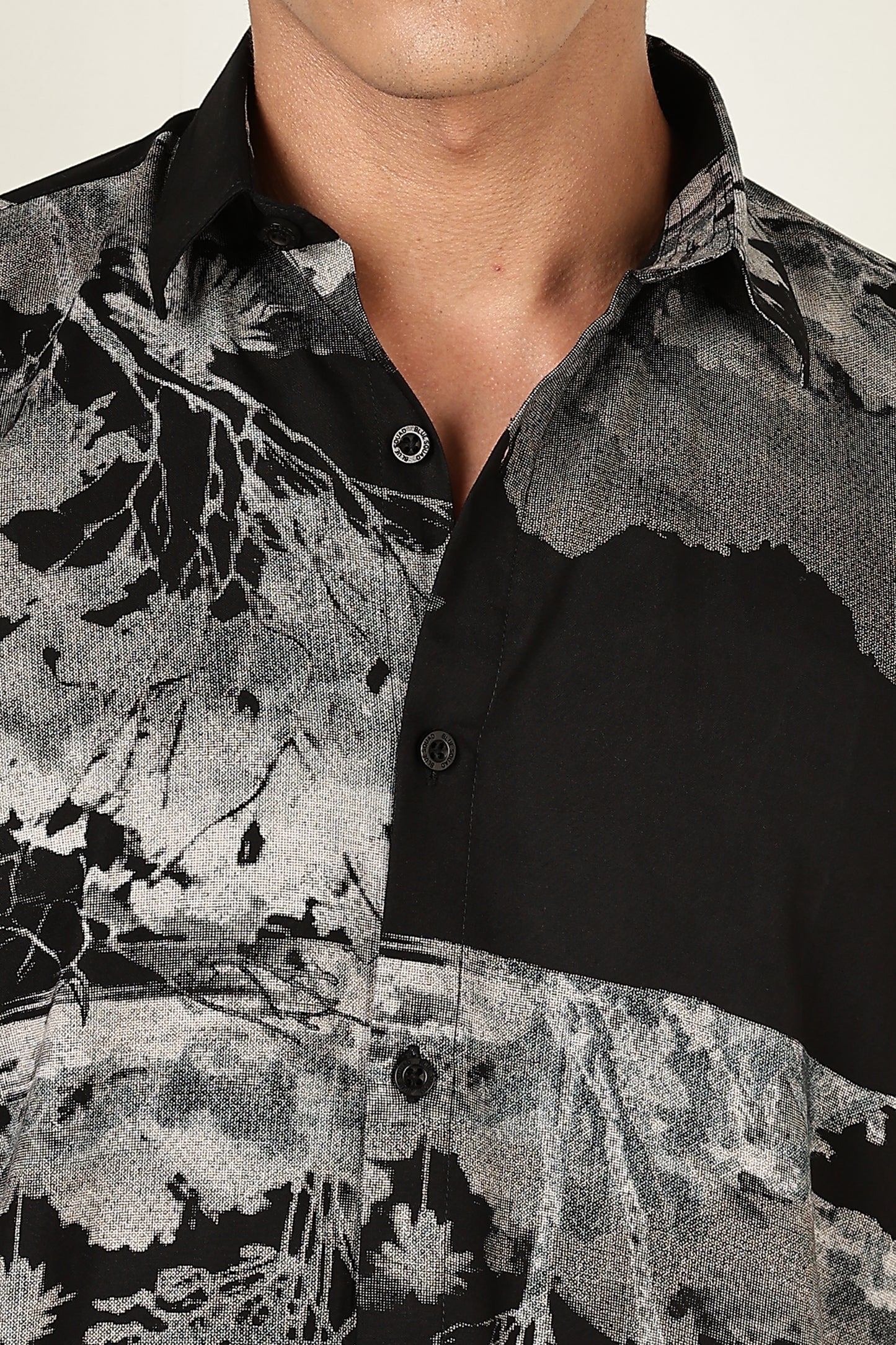 Men’s Shadow Botanical Print Short-Sleeve Shirt – Black/Grey
