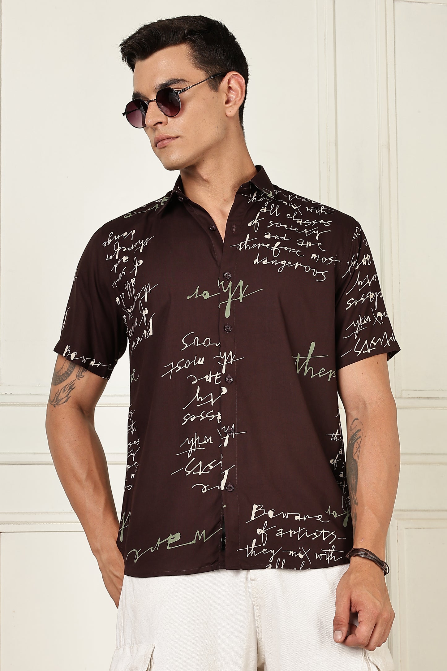 Men’s Handwritten Script Print Short-Sleeve Shirt – Burgundy/Sage