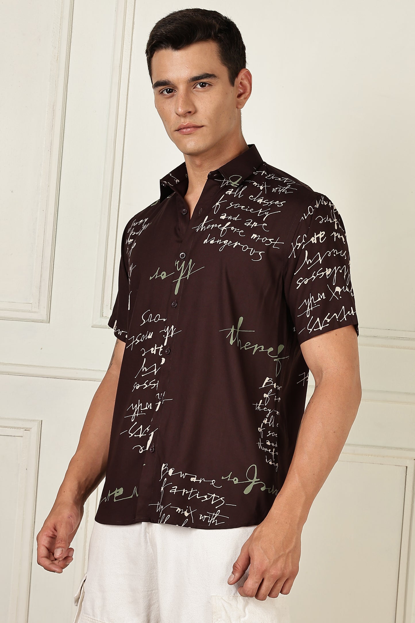 Men’s Handwritten Script Print Short-Sleeve Shirt – Burgundy/Sage