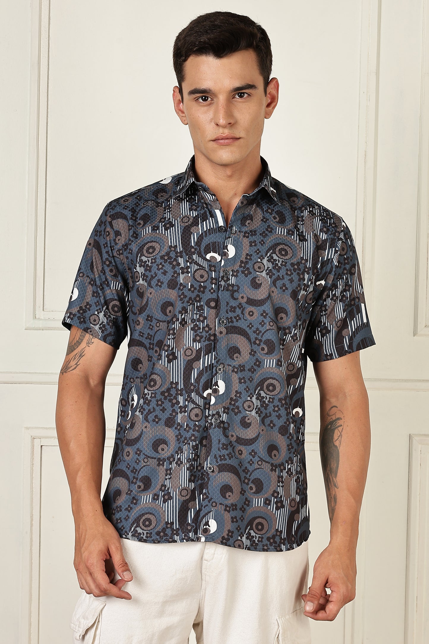 Men’s Geometric Concentric Print Short-Sleeve Shirt – Slate/Navy