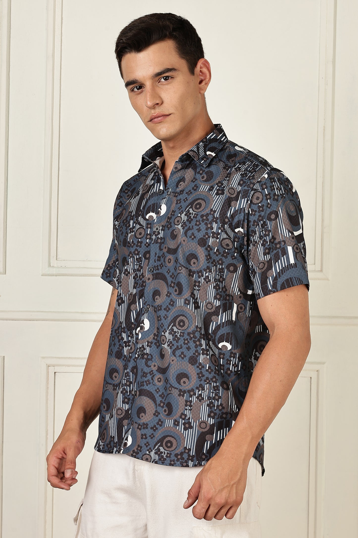 Men’s Geometric Concentric Print Short-Sleeve Shirt – Slate/Navy