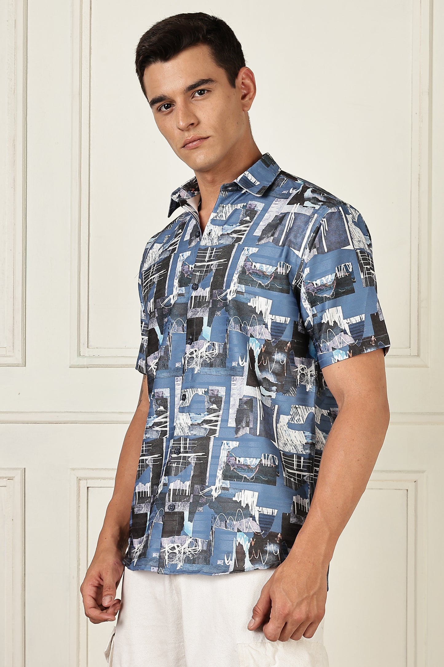 Men’s Urban Photo-Collage Print Short-Sleeve Shirt – Indigo/Black