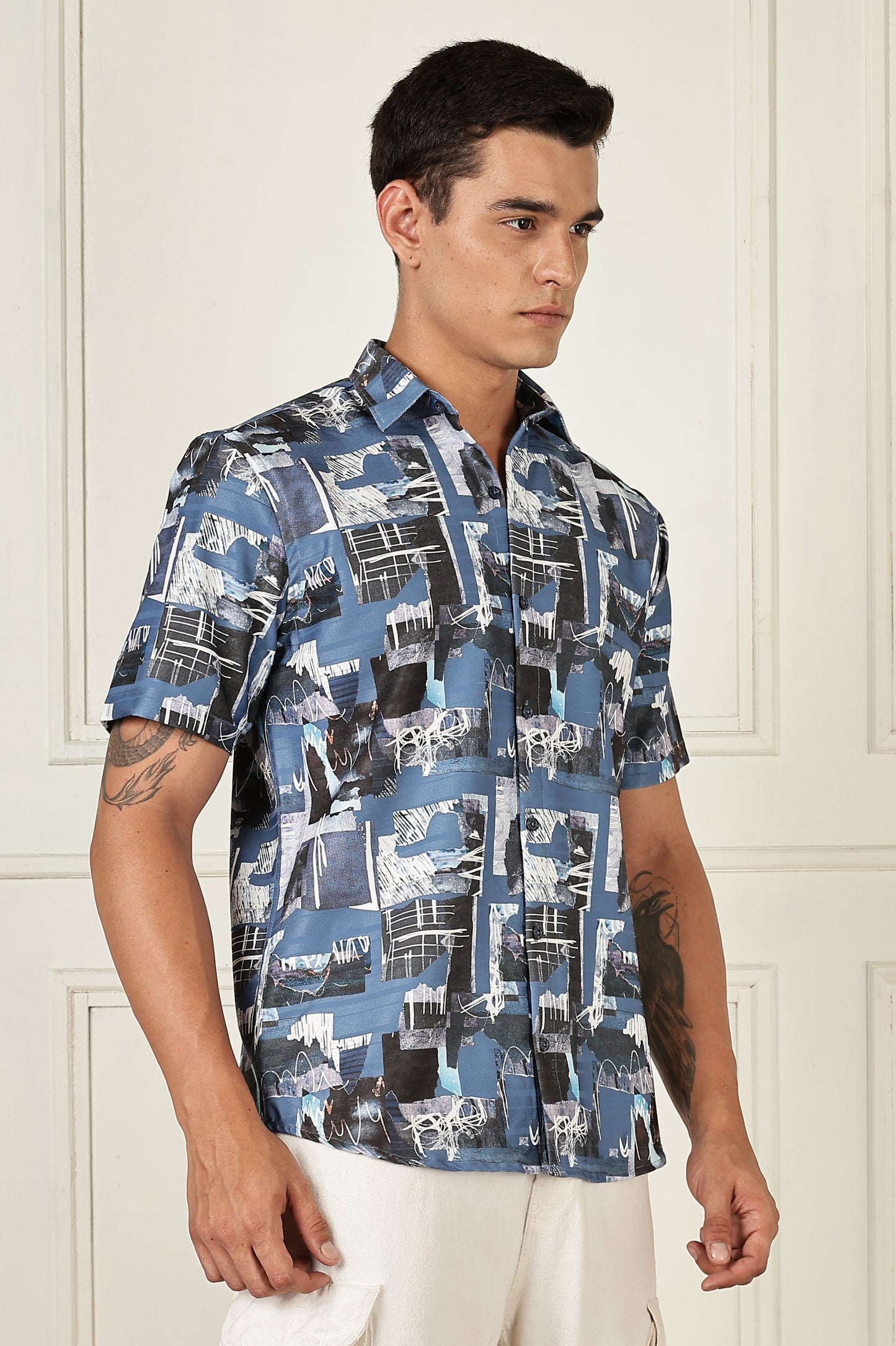 Men’s Urban Photo-Collage Print Short-Sleeve Shirt – Indigo/Black