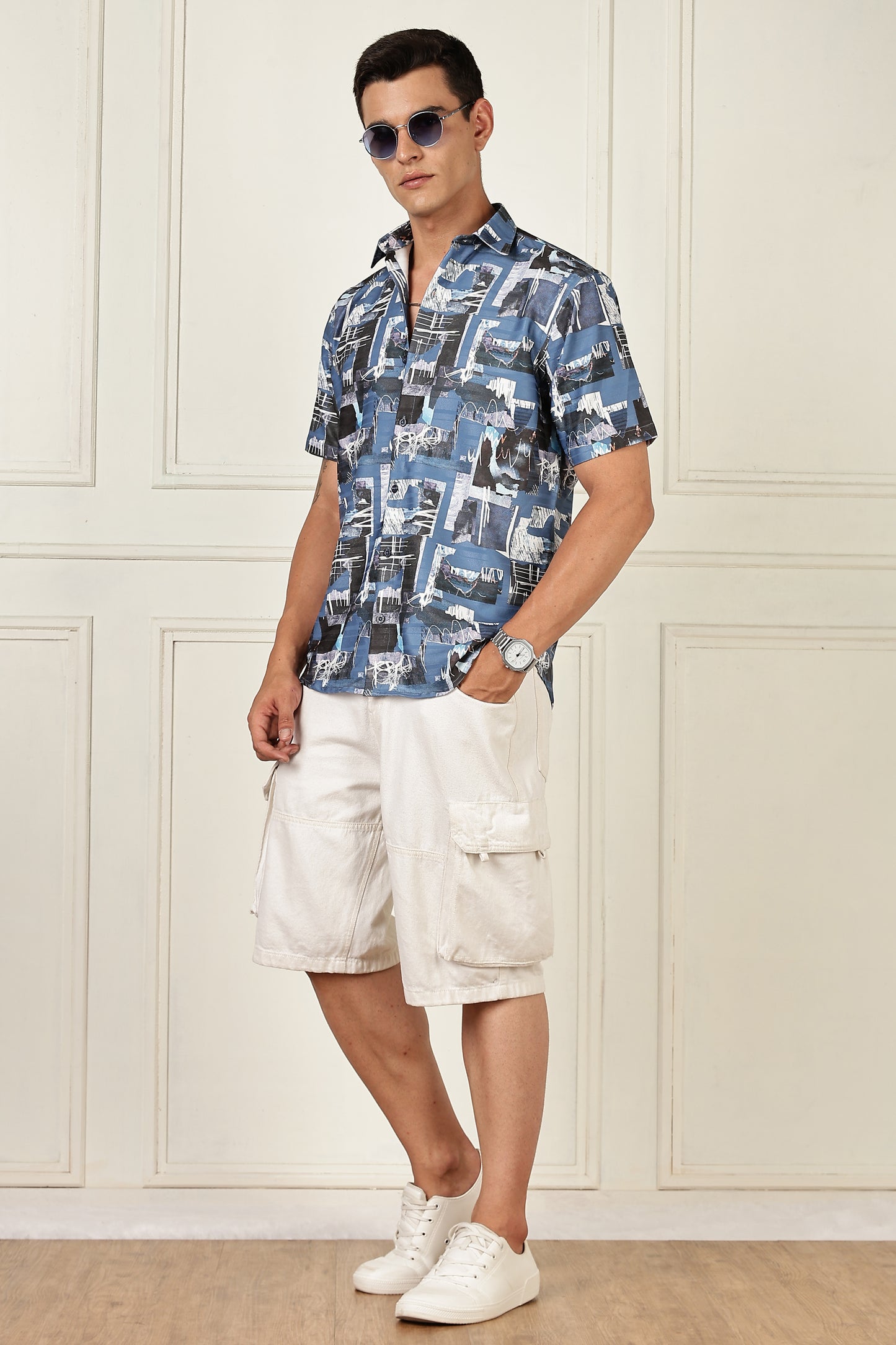 Men’s Urban Photo-Collage Print Short-Sleeve Shirt – Indigo/Black